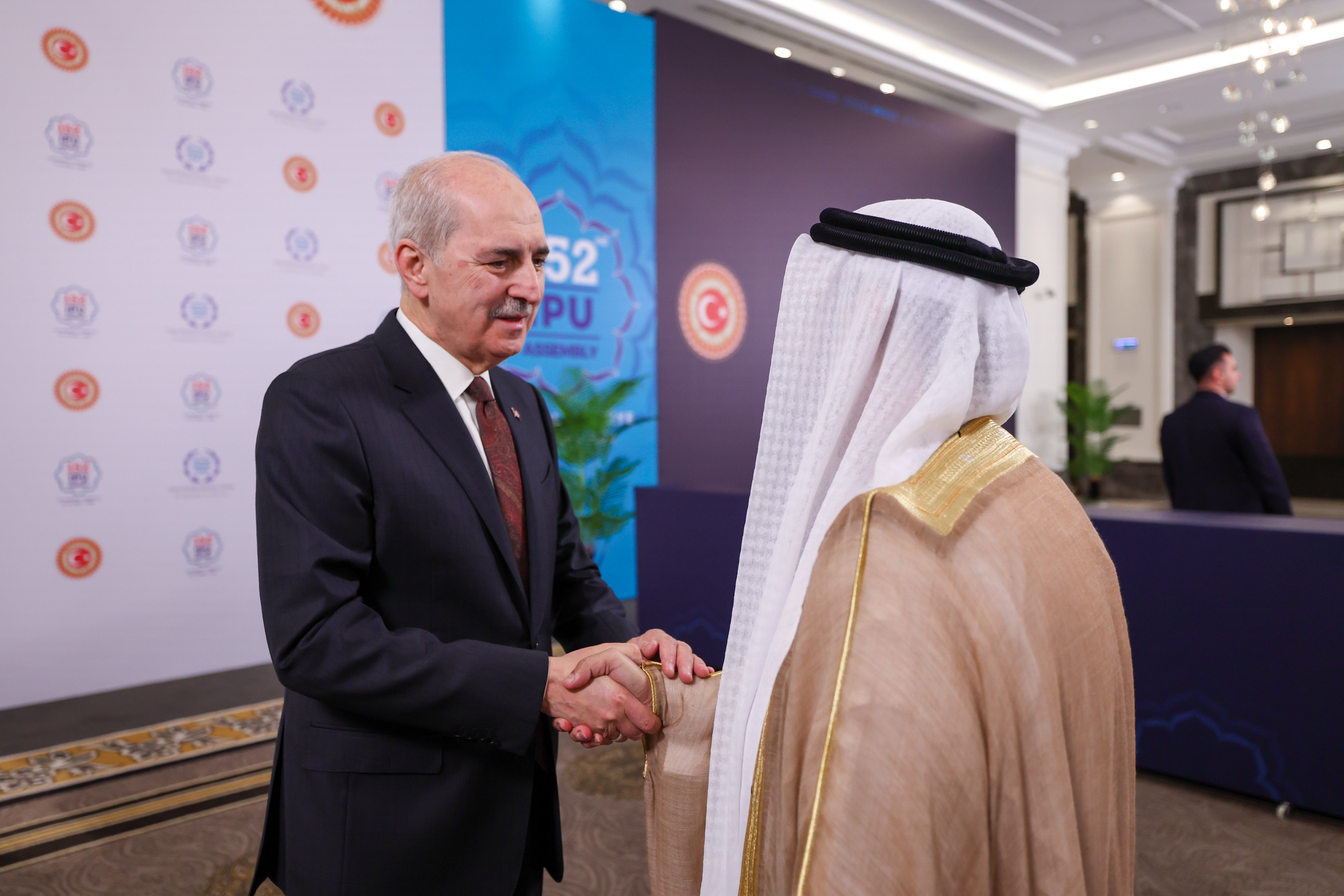 TBMM Başkanı Numan Kurtulmuş Arap Parlamentosu Başkanı ile görüşüyor