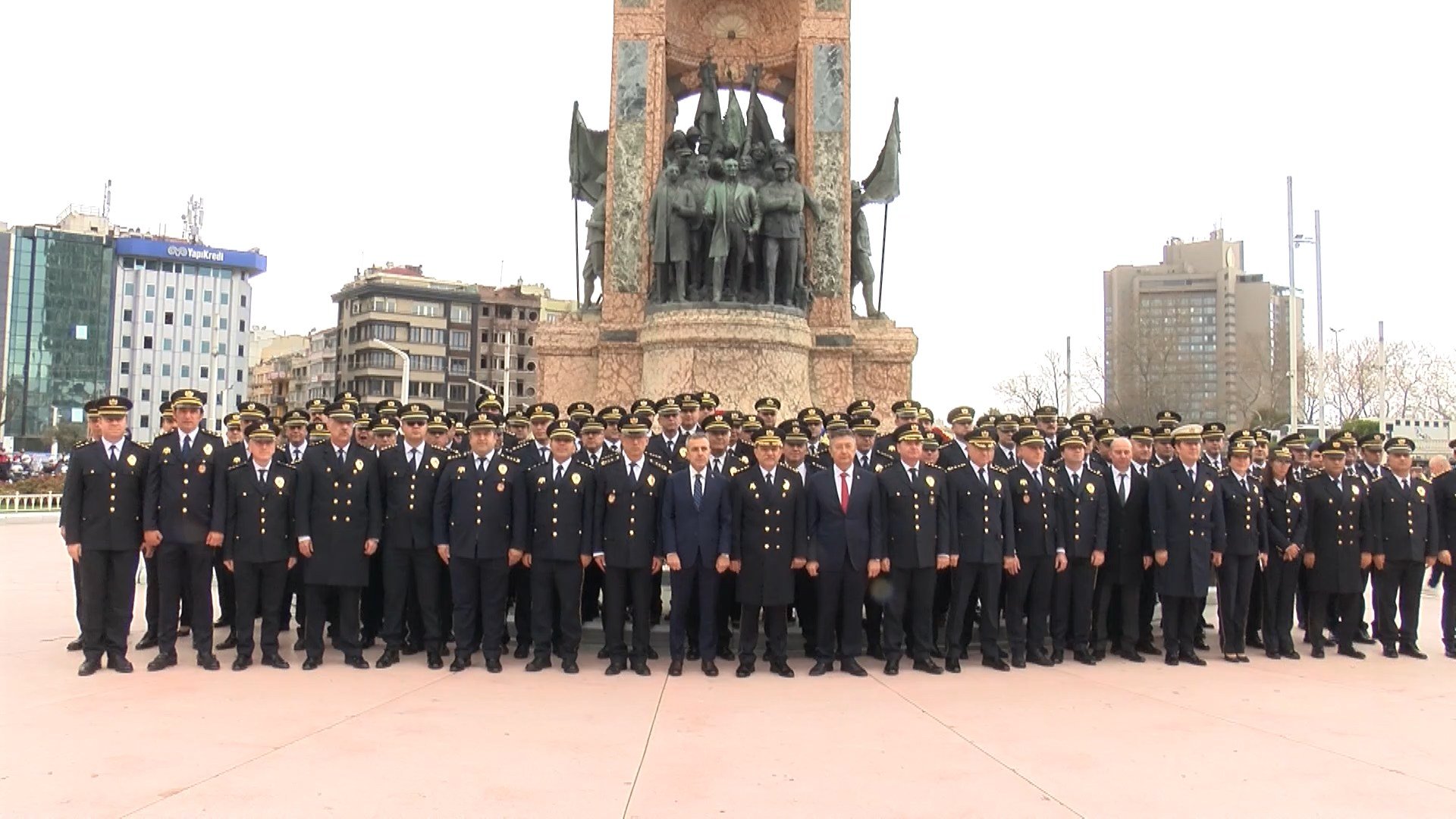 Polis Haftası Taksim Sergisi