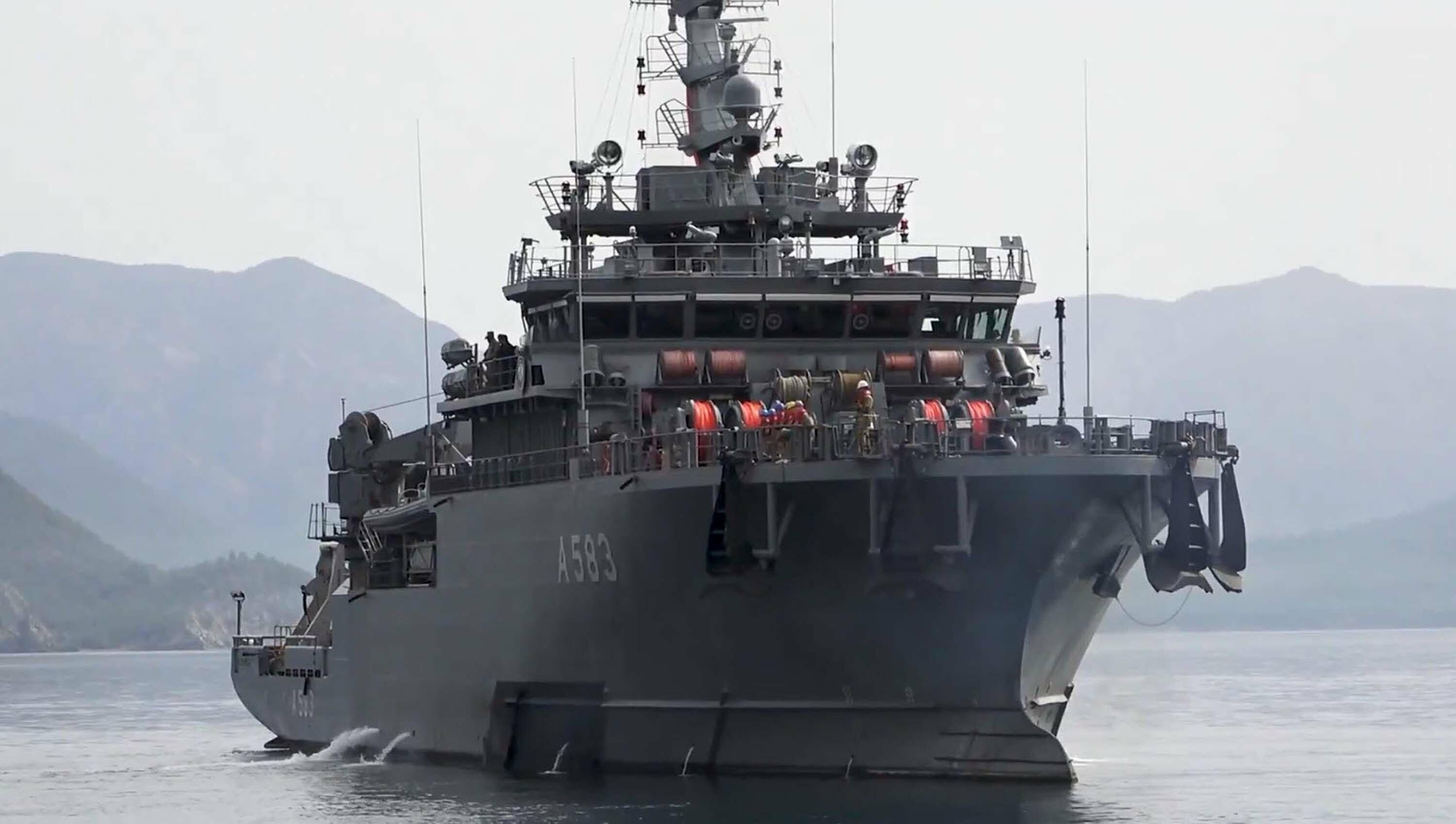 Kurtaran Tatbikatı Tuğamiral Eren Günay