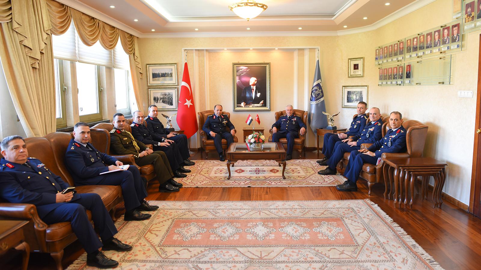 Orgeneral Kadıoğlu, Mısırlı heyeti kabul etti