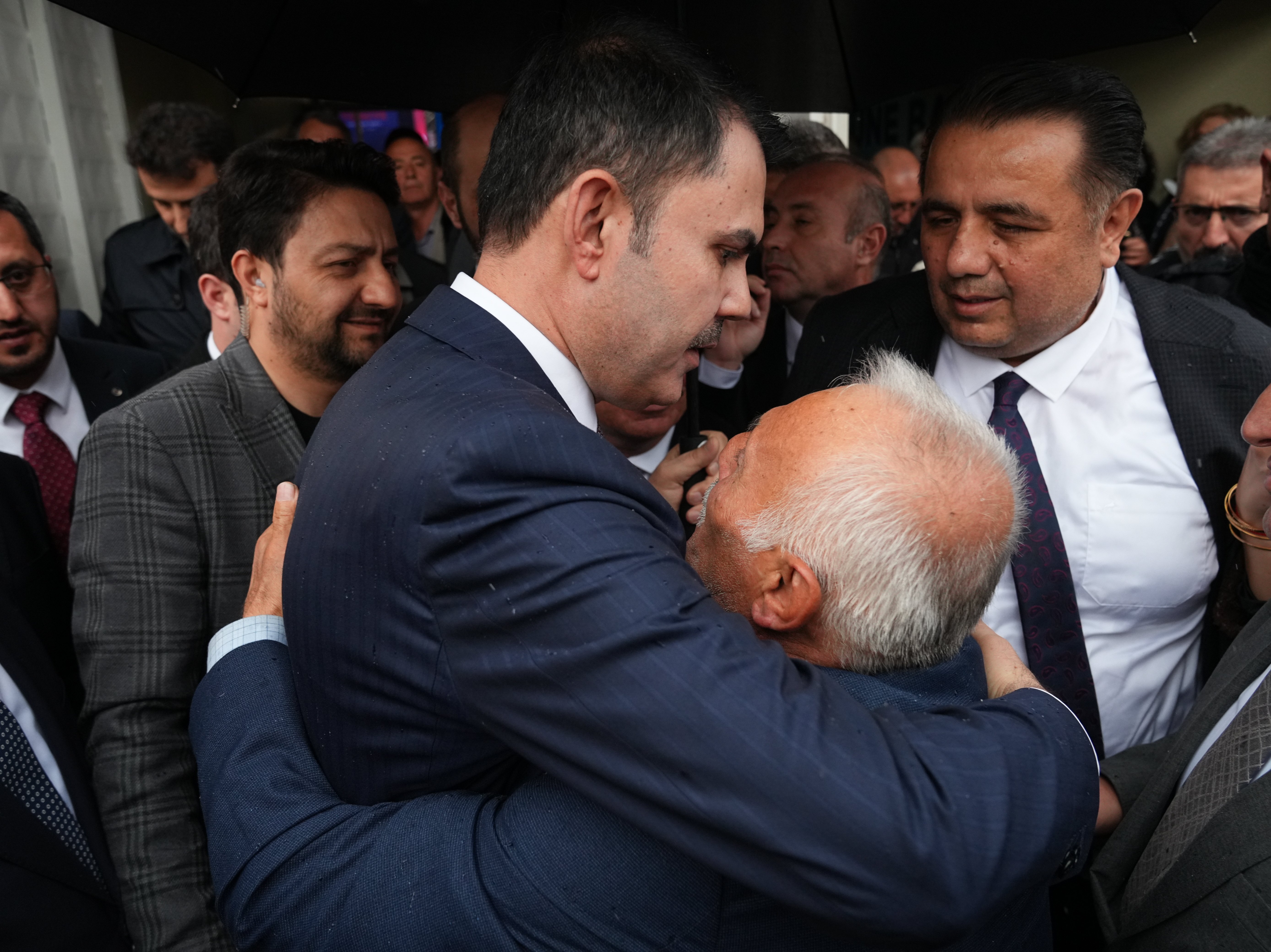 Şehit babası Bakan Kurum