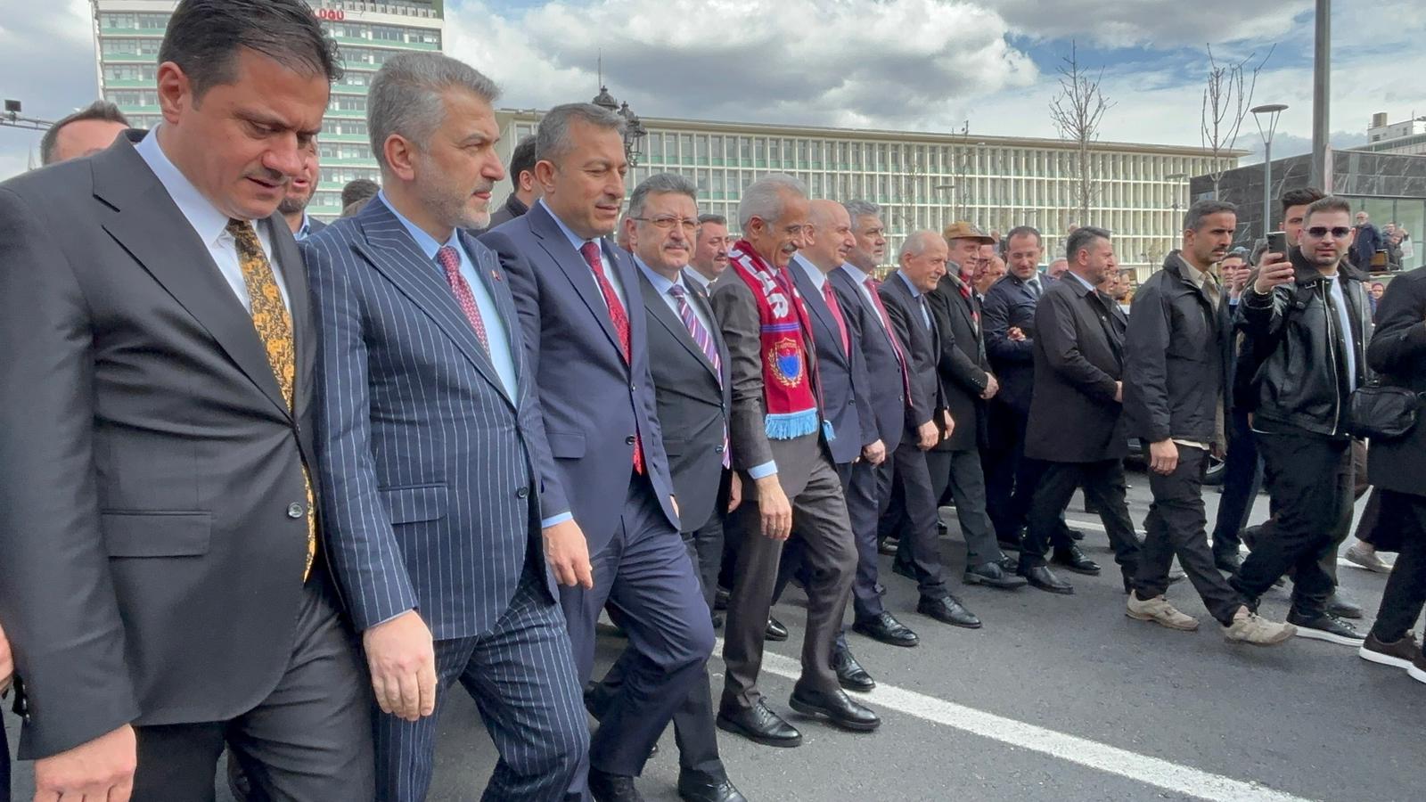 TBMM Başkanı Kurtulmuş ve Bakan Uraloğlu