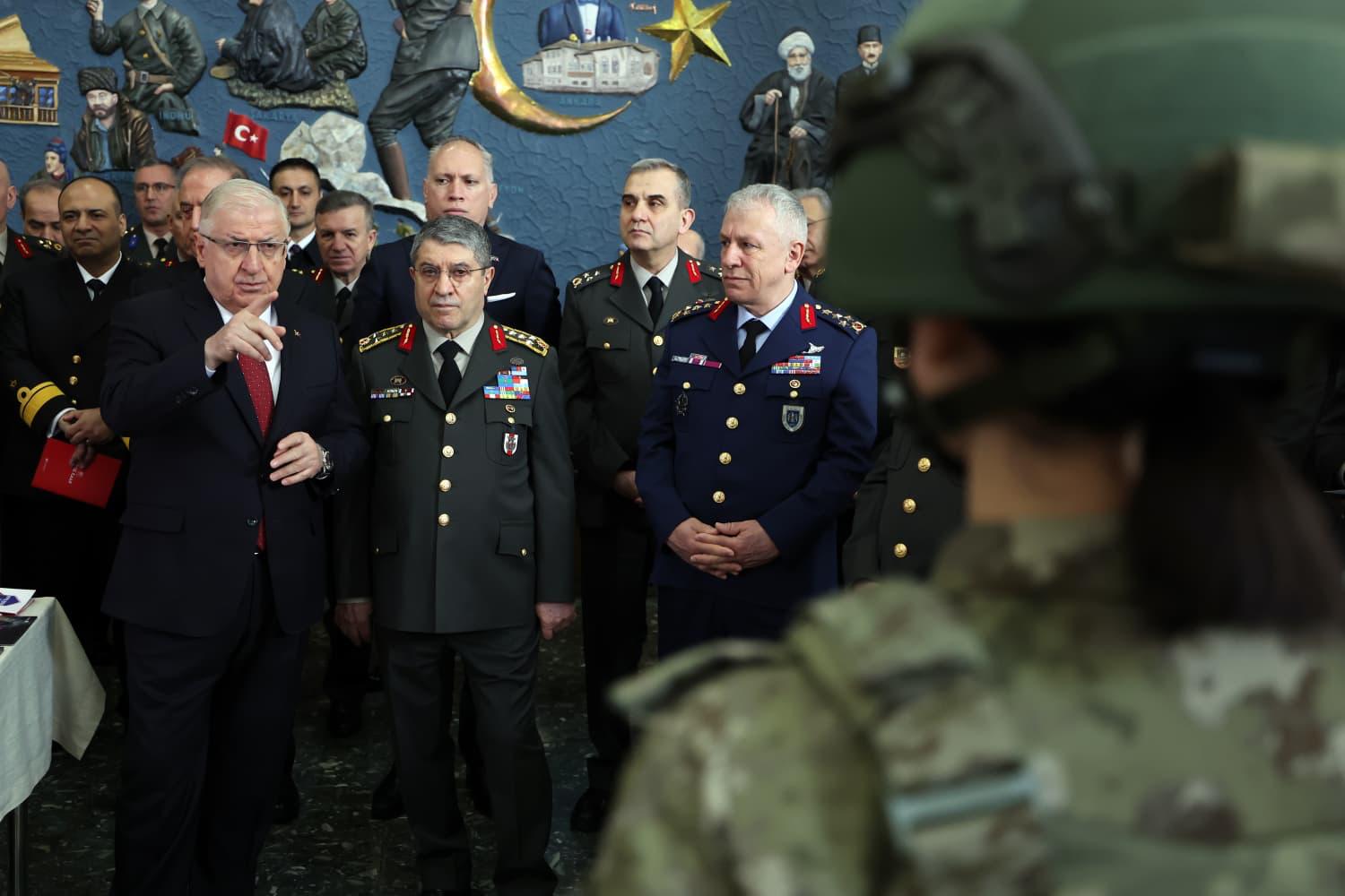 Milli Savunma Bakanı Güler ve Komuta Kademesi