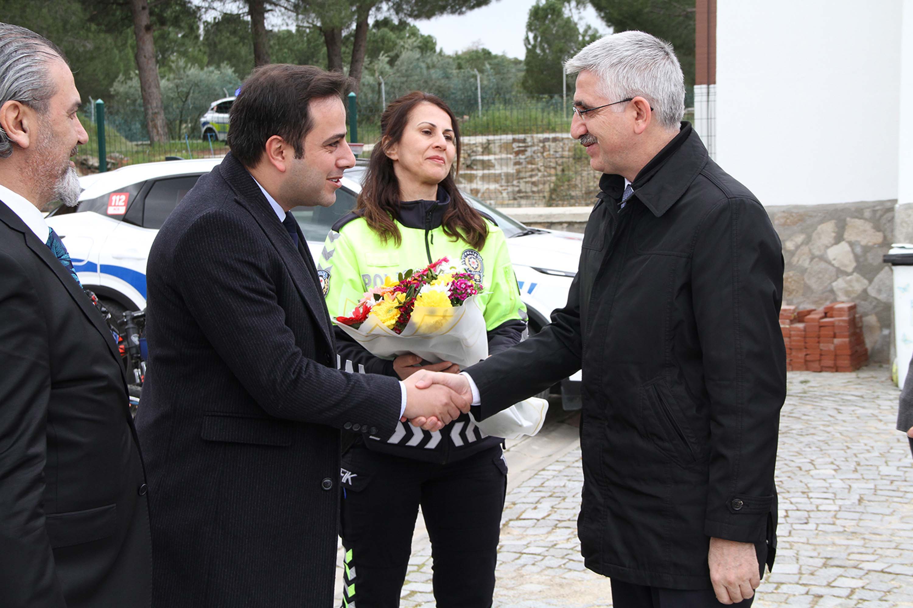 Milli Eğitim Bakan Yardımcısı Nazif Yılmaz Kula ziyareti