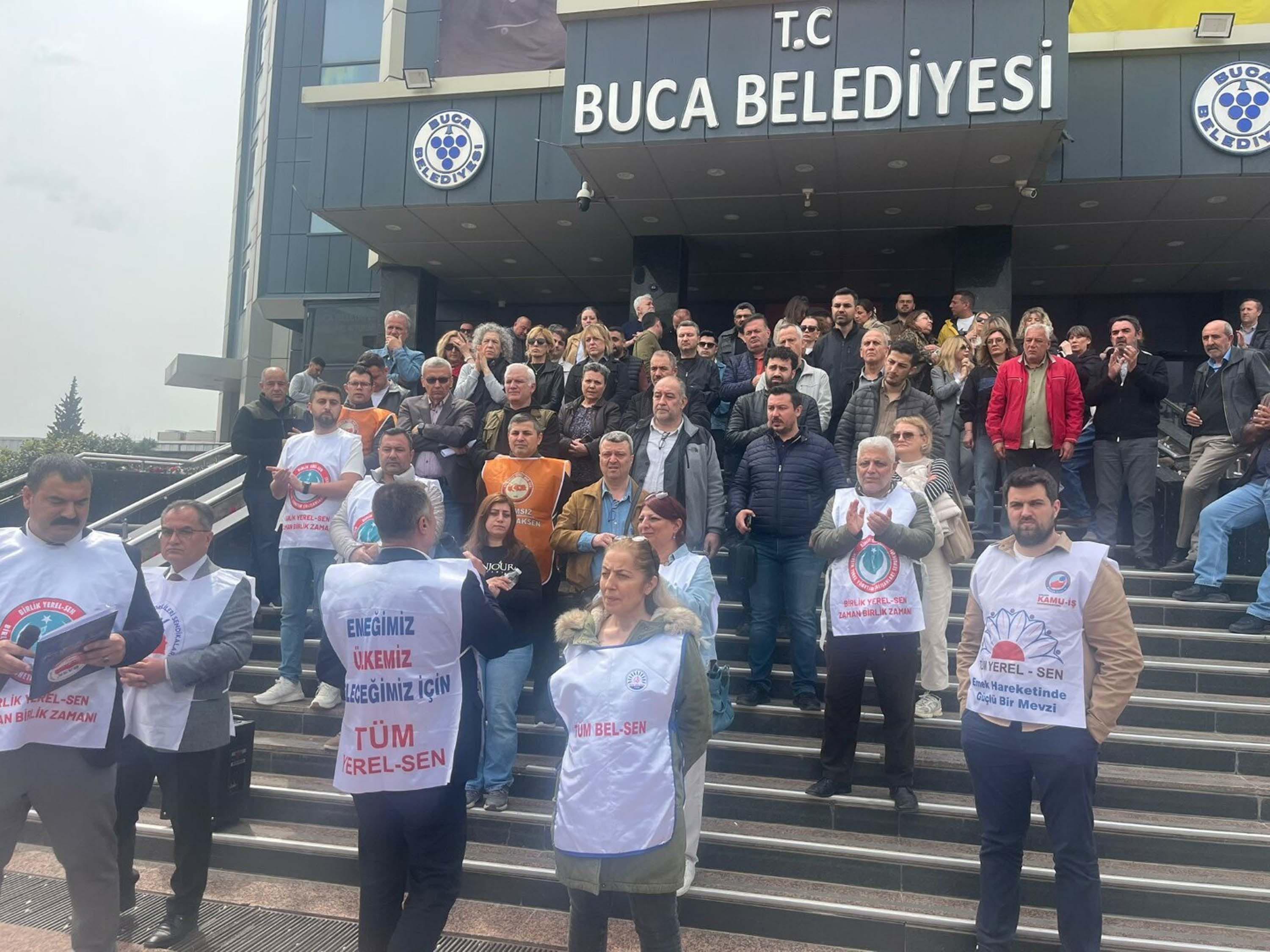 Buca Belediyesi iş bırakma eylemi protesto