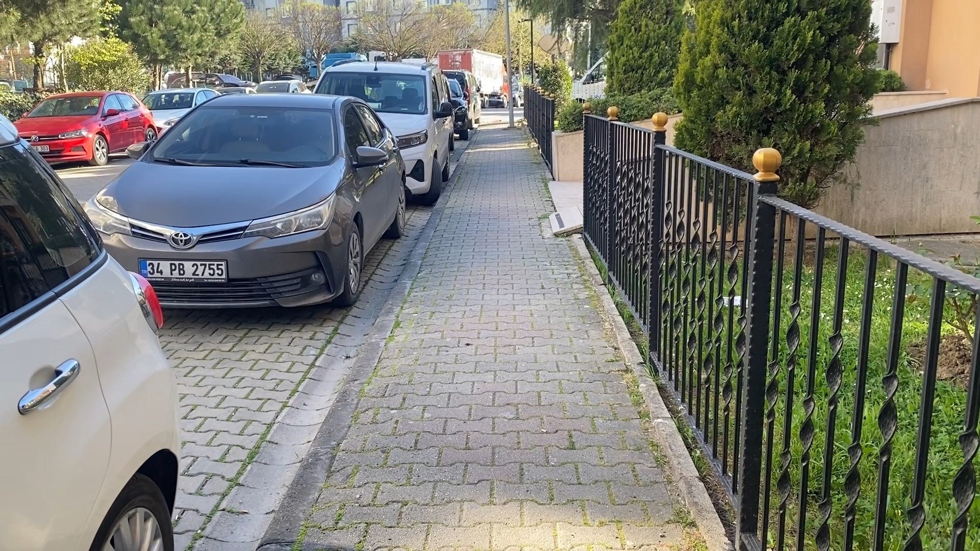 Polis ekipleri çalışma yapıyor