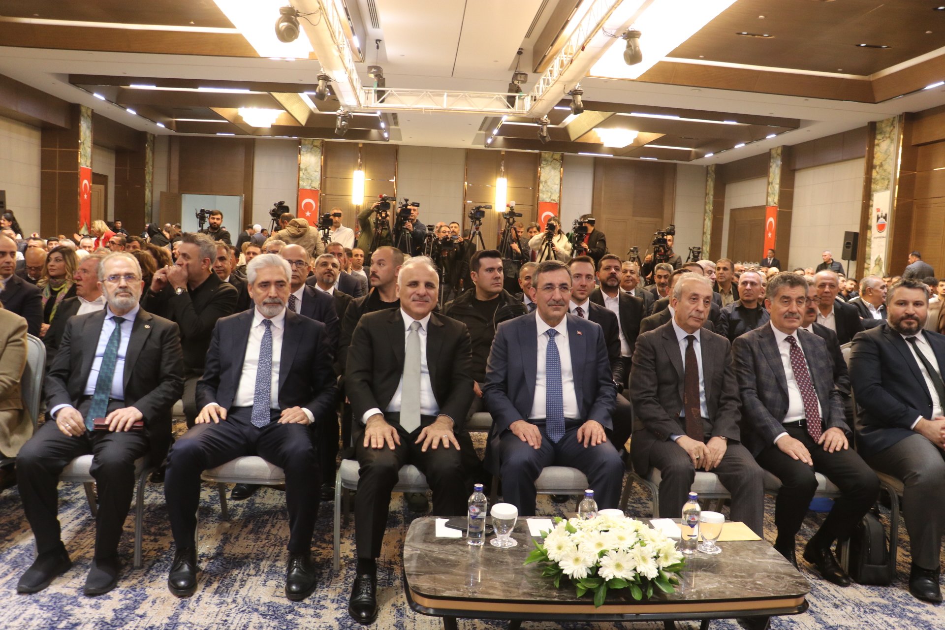 Cevdet Yılmaz ekonomi