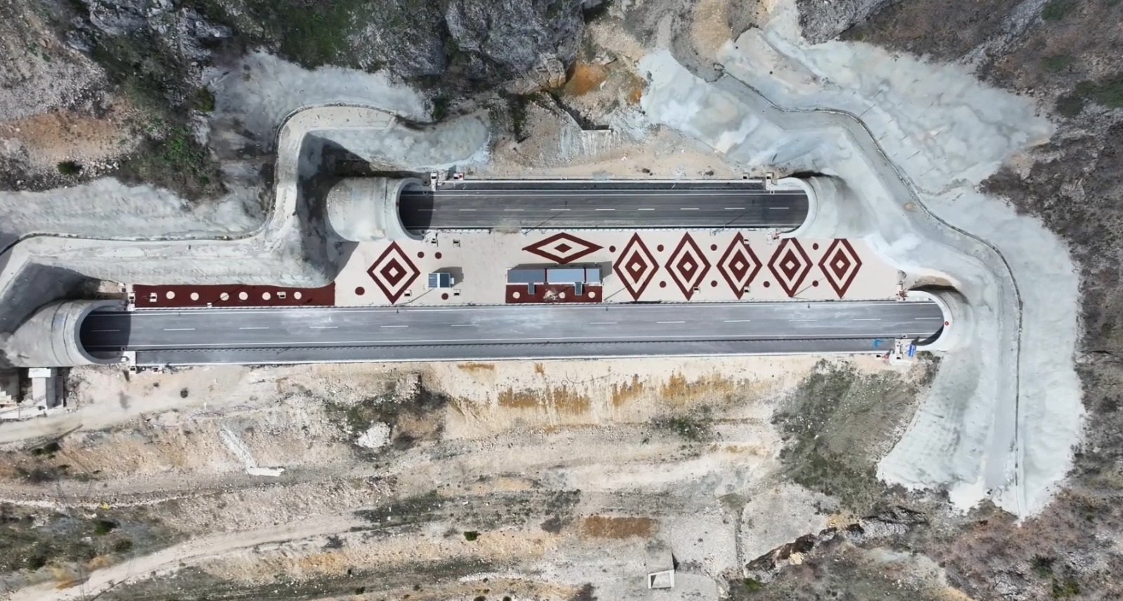 Çorum-Laçin Yolu