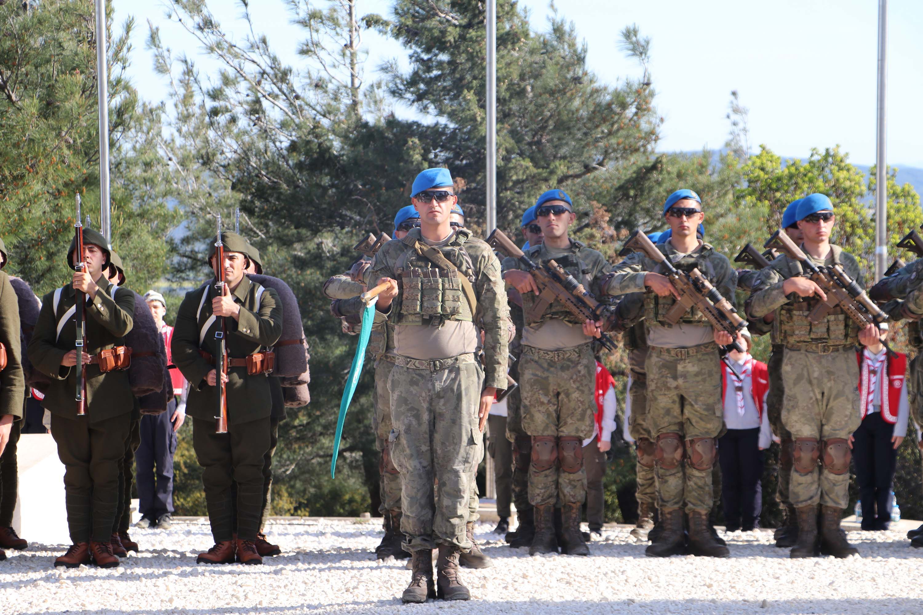 Anzak askerler Şafak Ayini anma Gelibolu