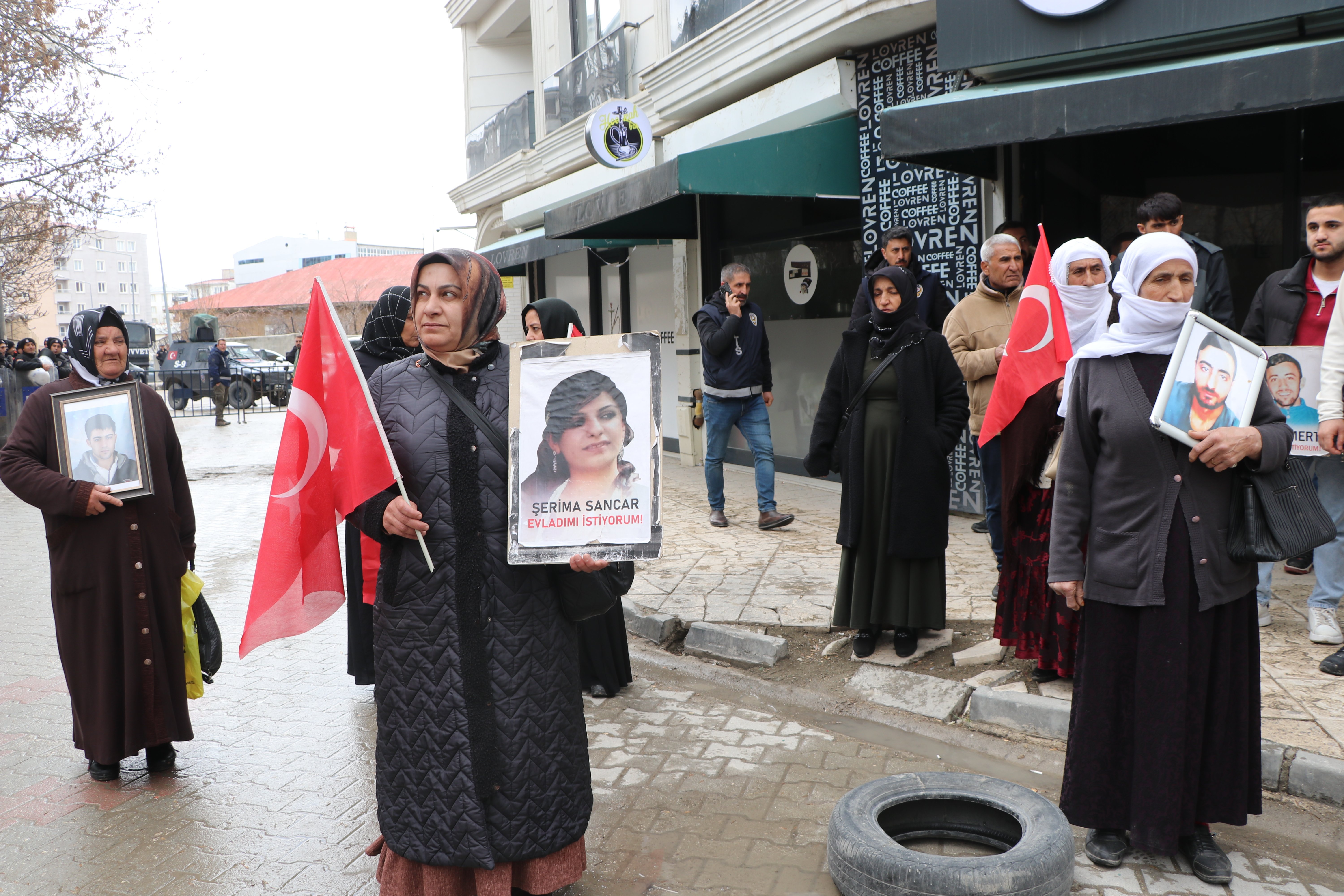 Van evlat nöbeti aileler