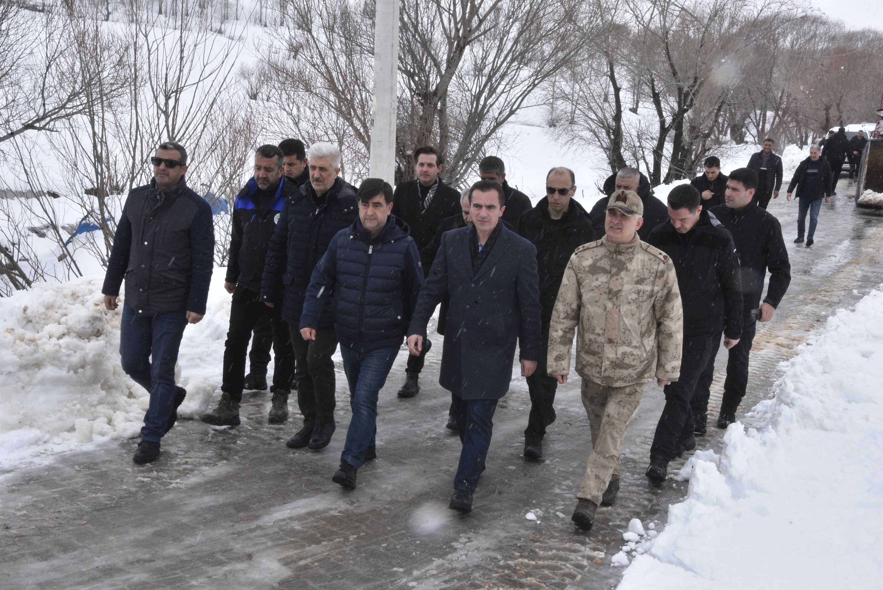 Bitlis köy yolu kar