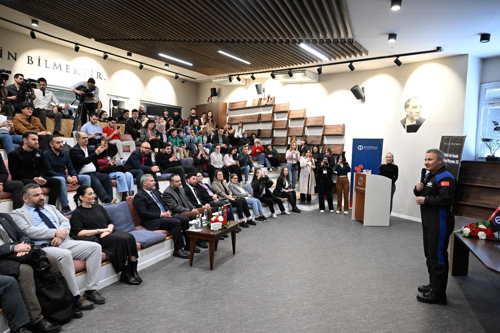 Alper Gezeravcı Ay hedefi