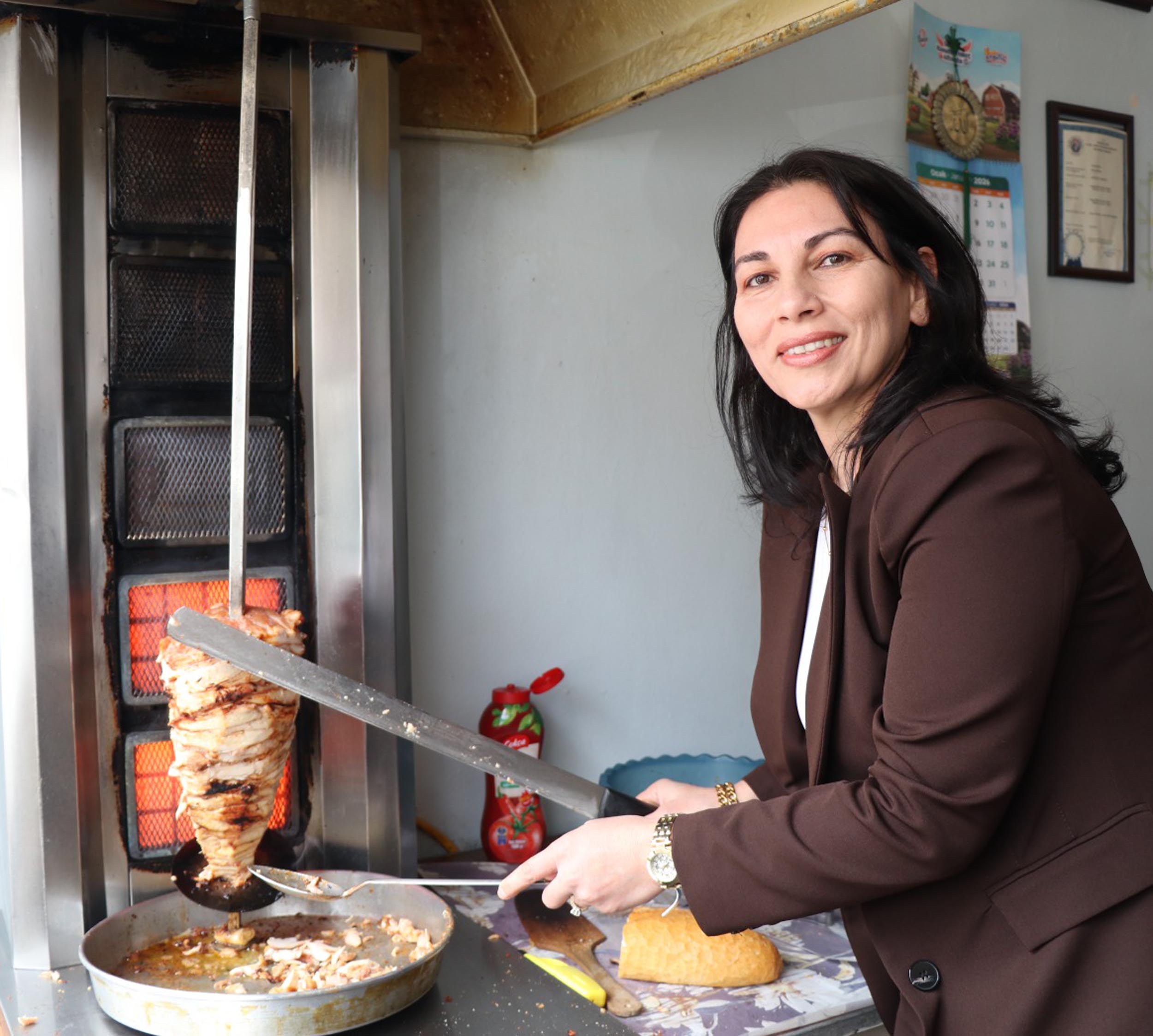 Fatma Candaş Şenkaya Esnaf Başkanı