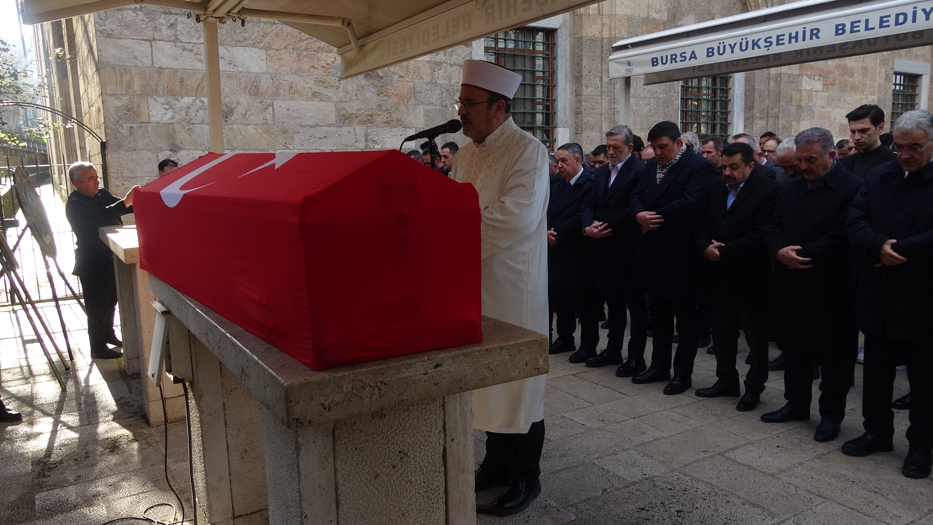 MHP Genel Sekreteri İsmet Büyükataman cenaze töreni