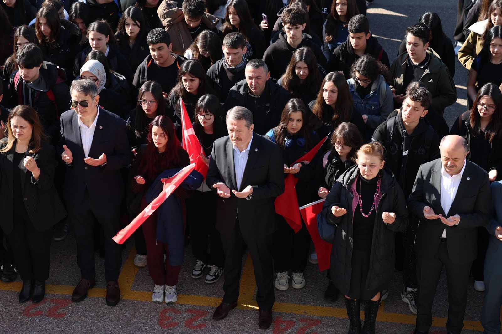 Eğitim-Bir-Sen heyeti okul ziyareti