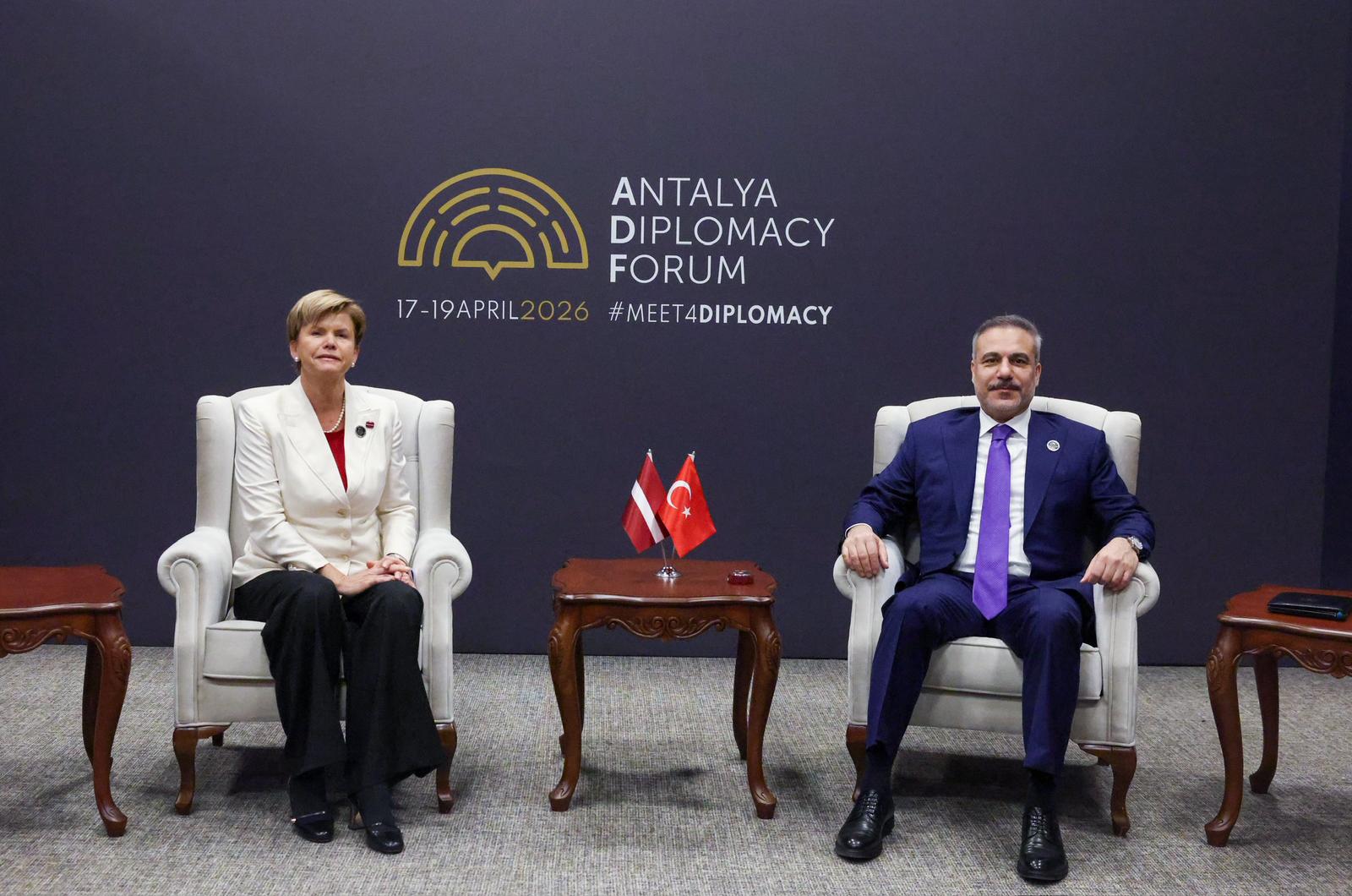 Dışişleri Bakanı Hakan Fidan Letonya Dışişleri Bakanı Baiba Braze görüşmesi