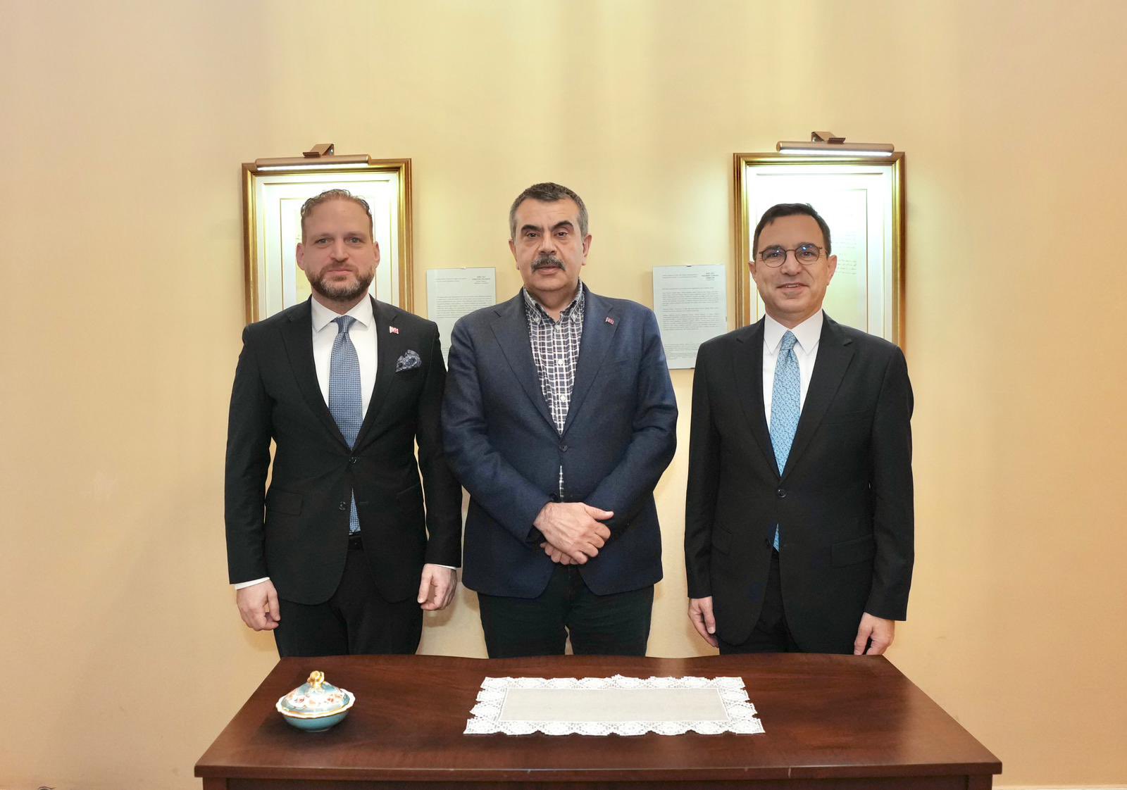 Yusuf Tekin St. Petersburg Başkonsolosluğu ziyareti