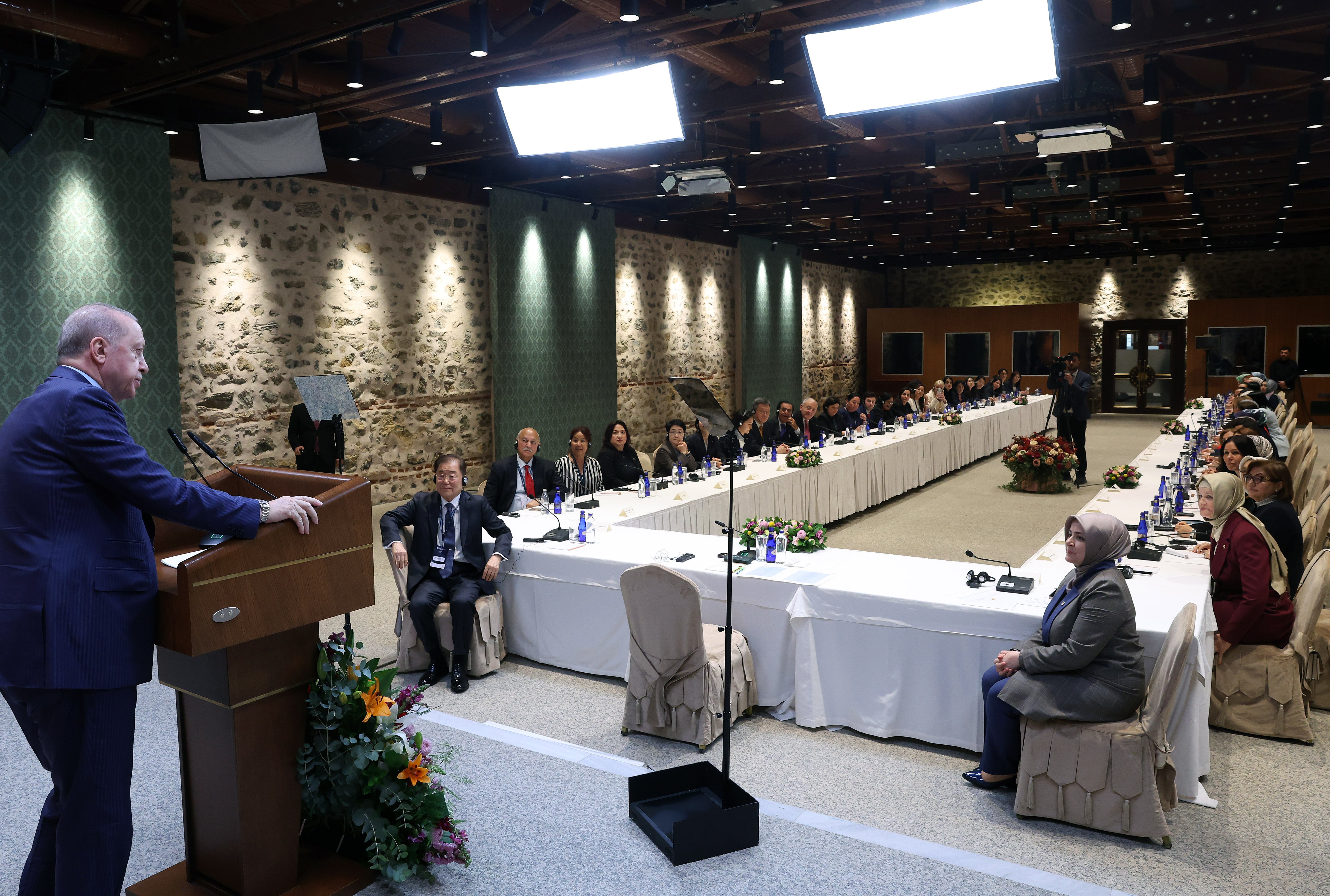 AK Parti Kadın Kolları ICAPP Toplantısı