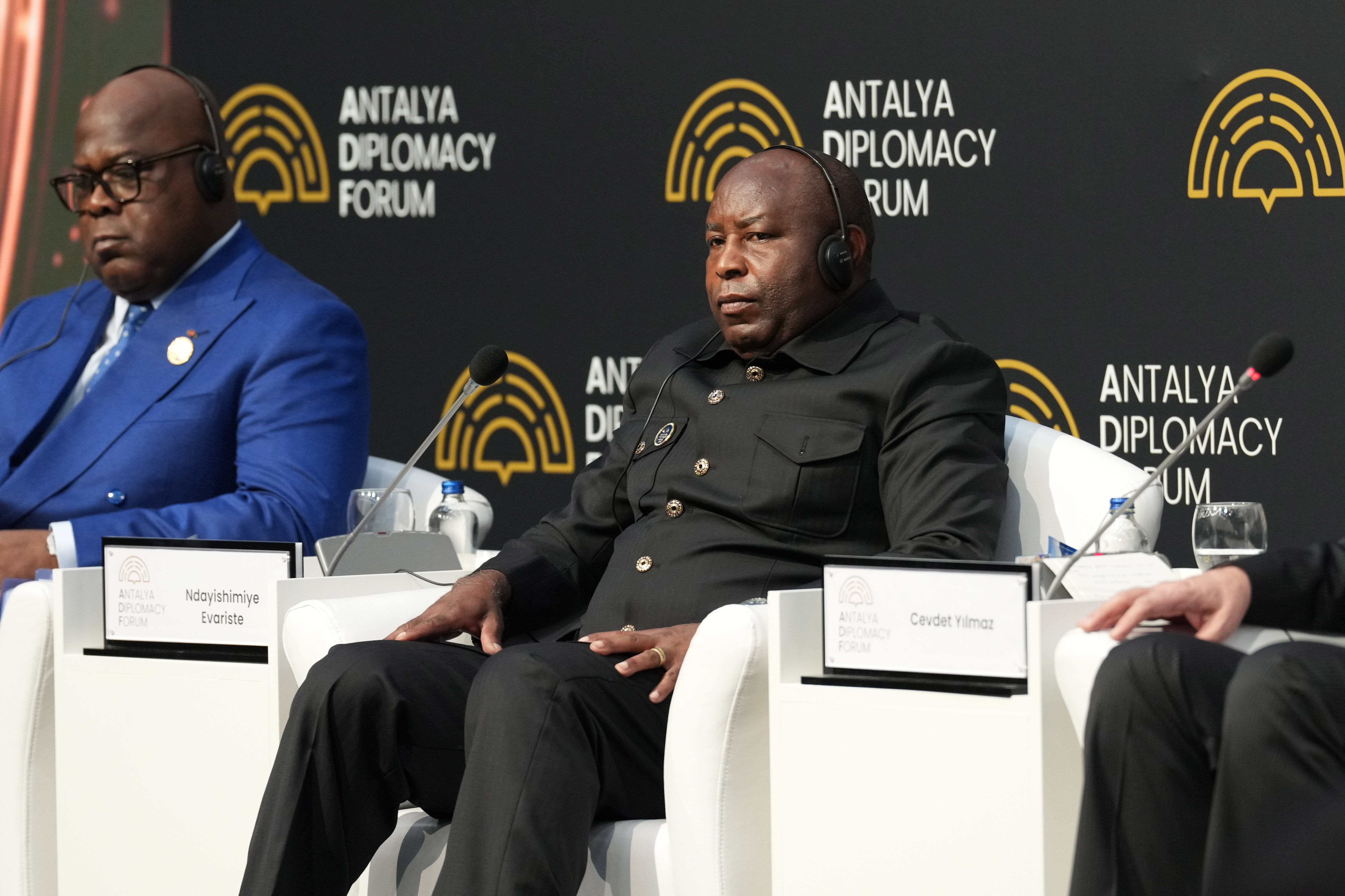 Cevdet Yılmaz forumda