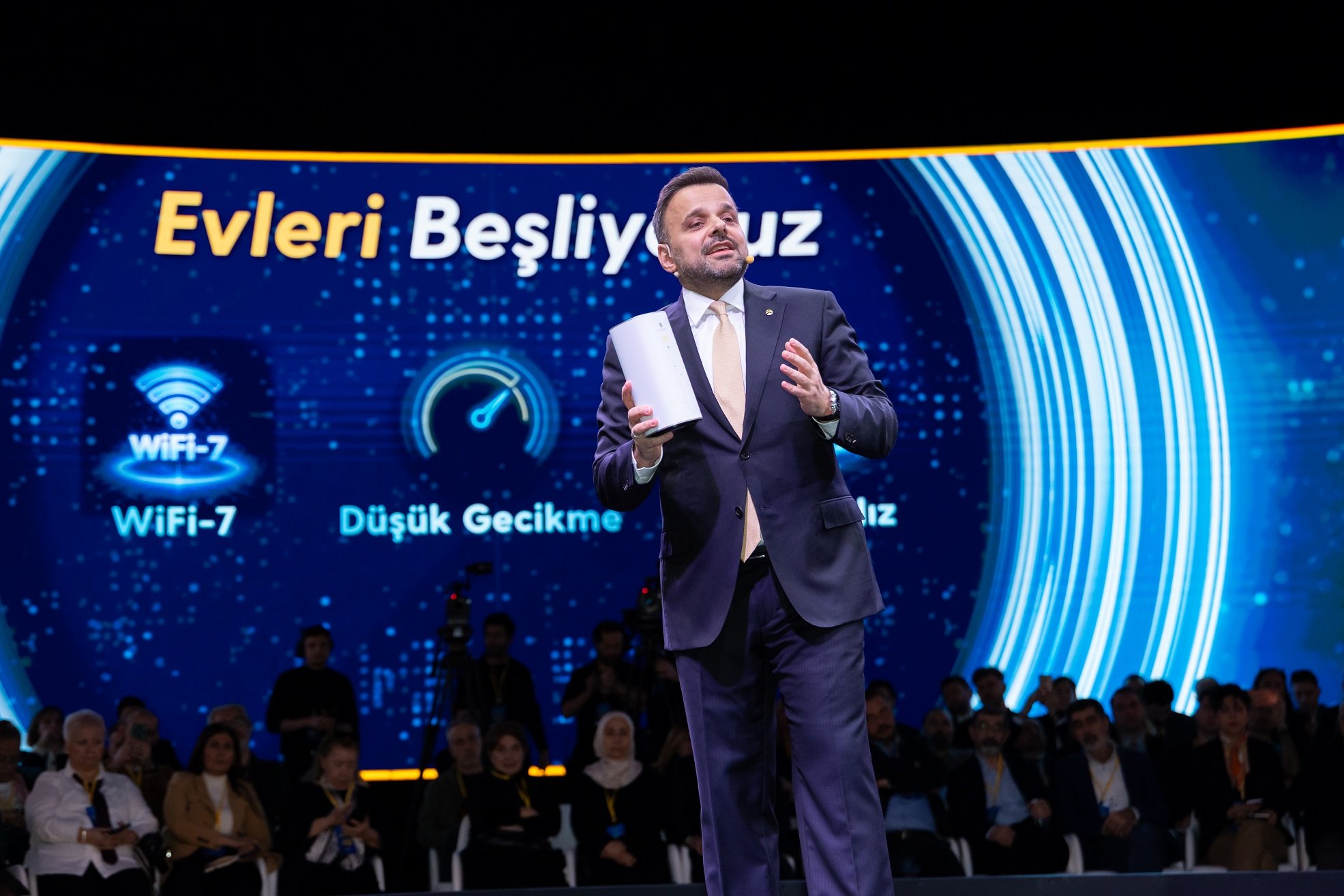 Turkcell Genel Müdürü Dr. Ali Taha Koç 5G Lansmanında