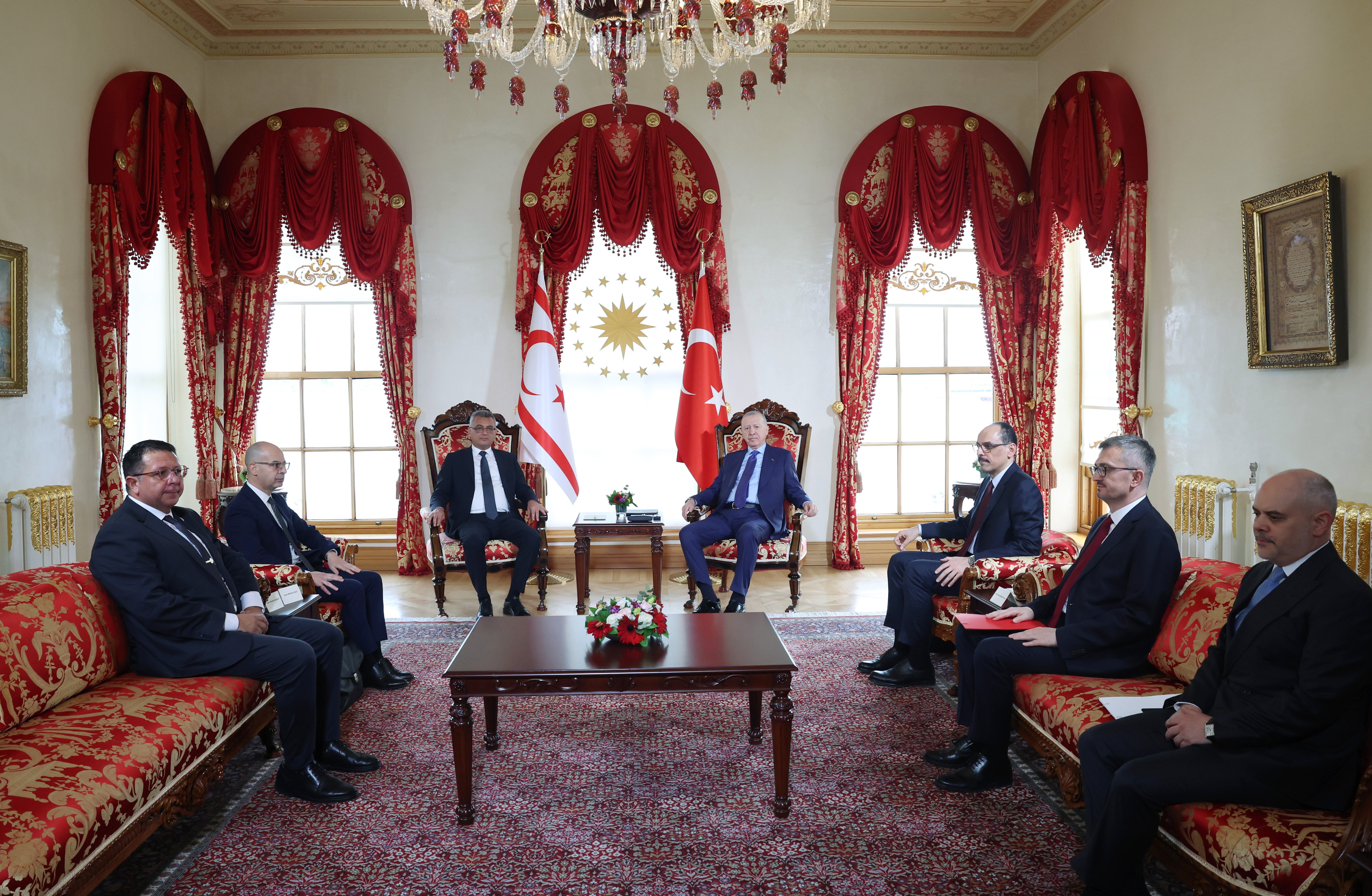 Cumhurbaşkanı Erdoğan ve beraberindeki heyet