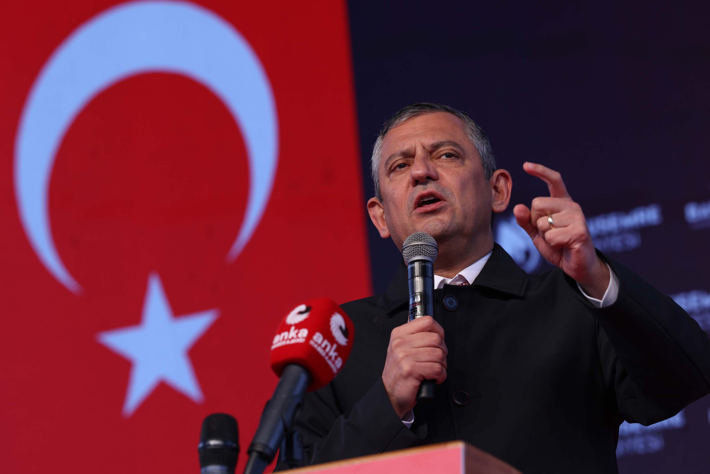 Özgür Özel Manisa konuşması