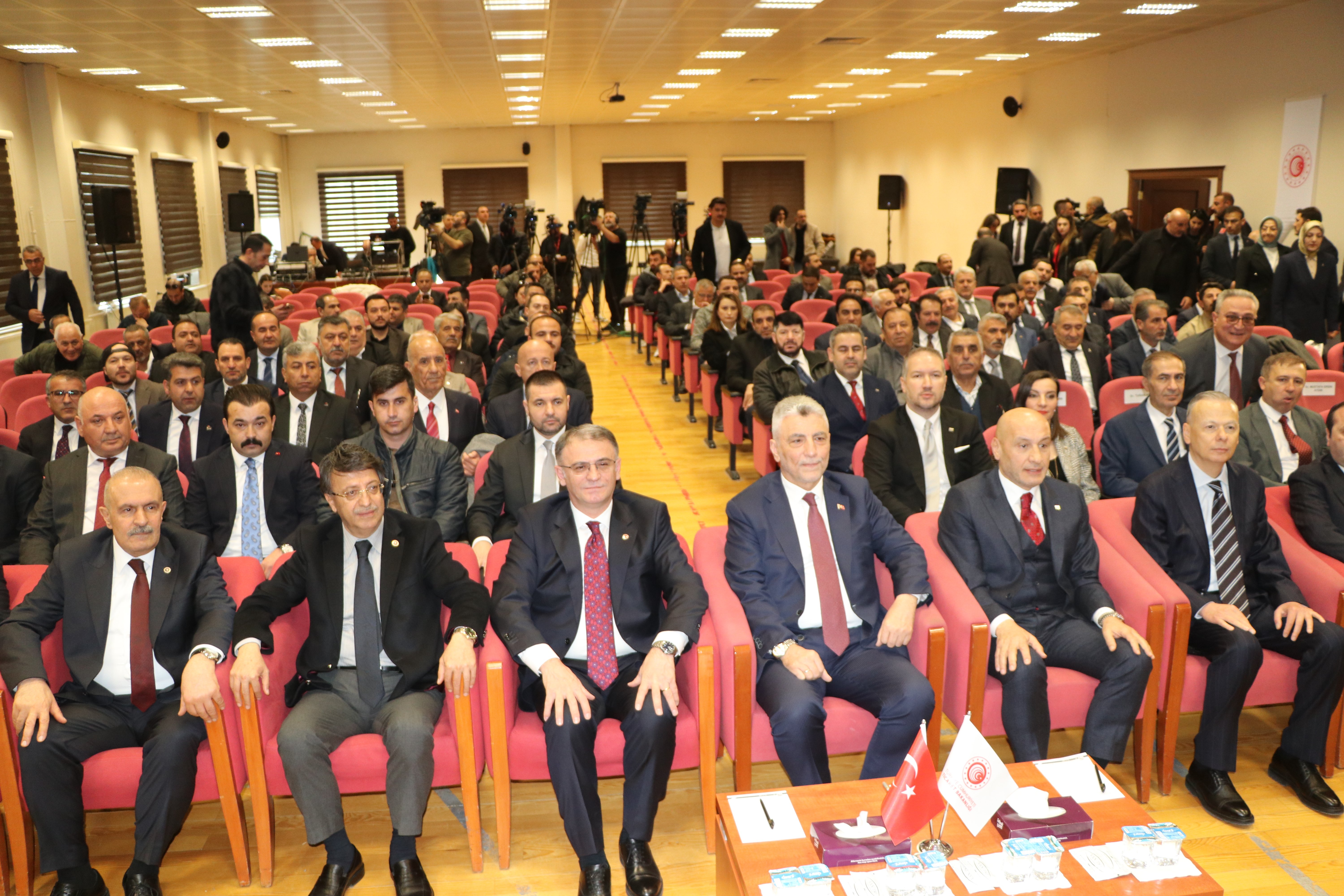 Ticaret Bakanı Ömer Bolat Van Ticaret Odası