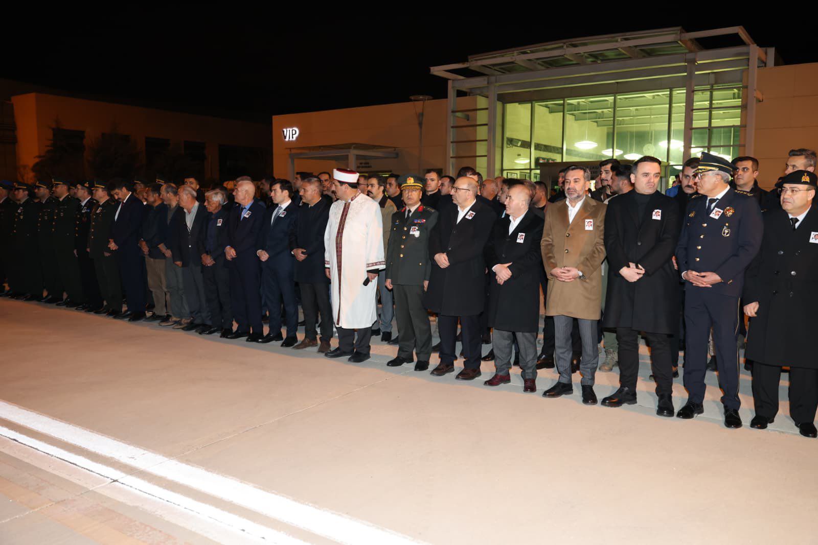 Şehit polis ailesi cenaze töreni