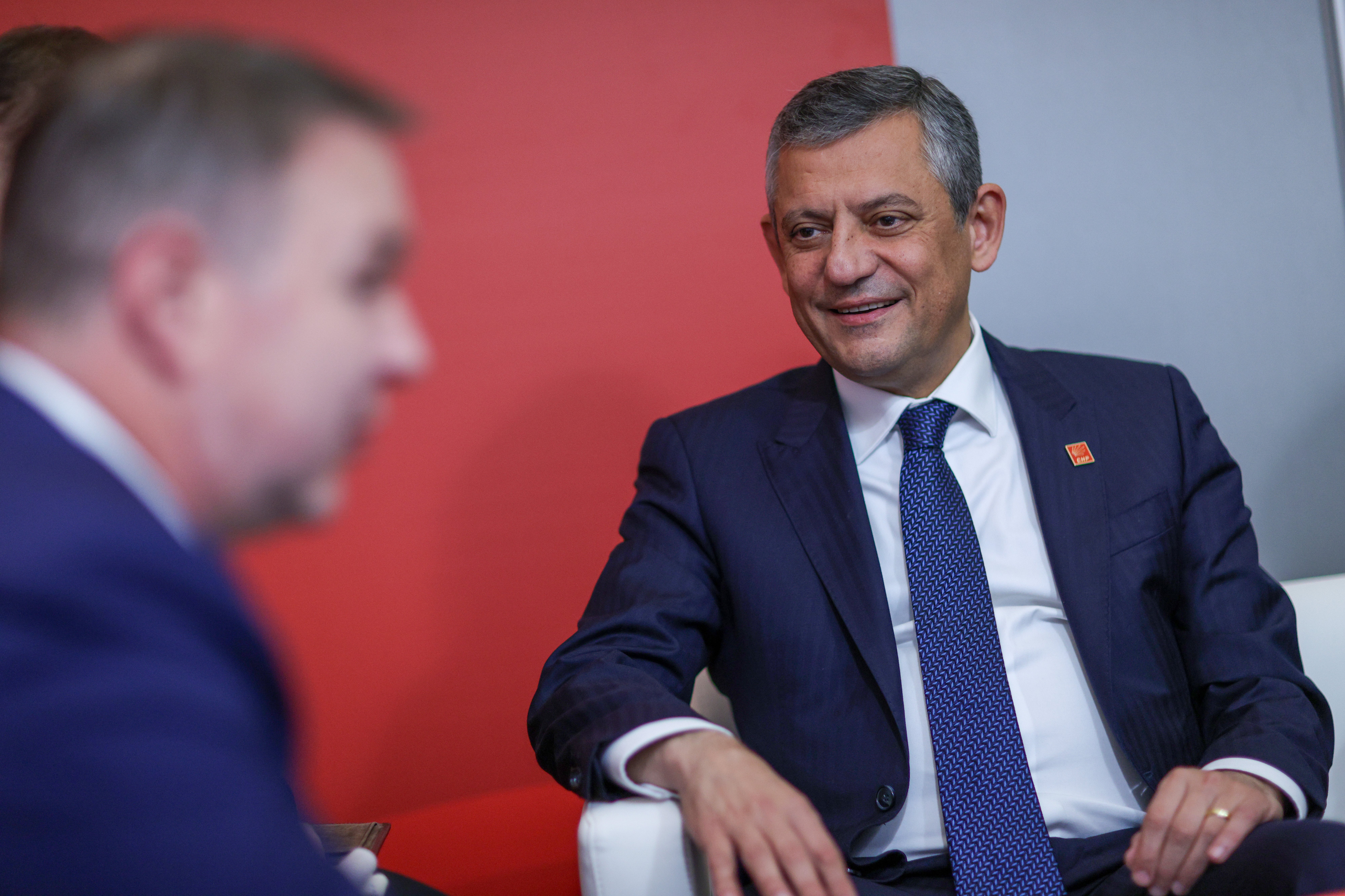 Özgür Özel Barselona