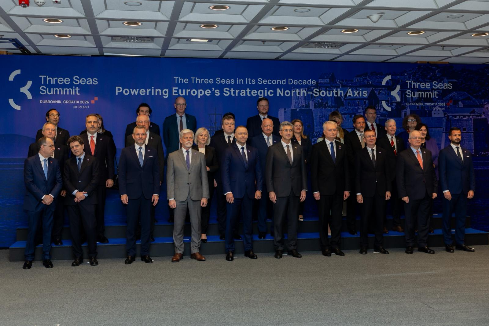 Hakan Fidan Üç Deniz Girişimi