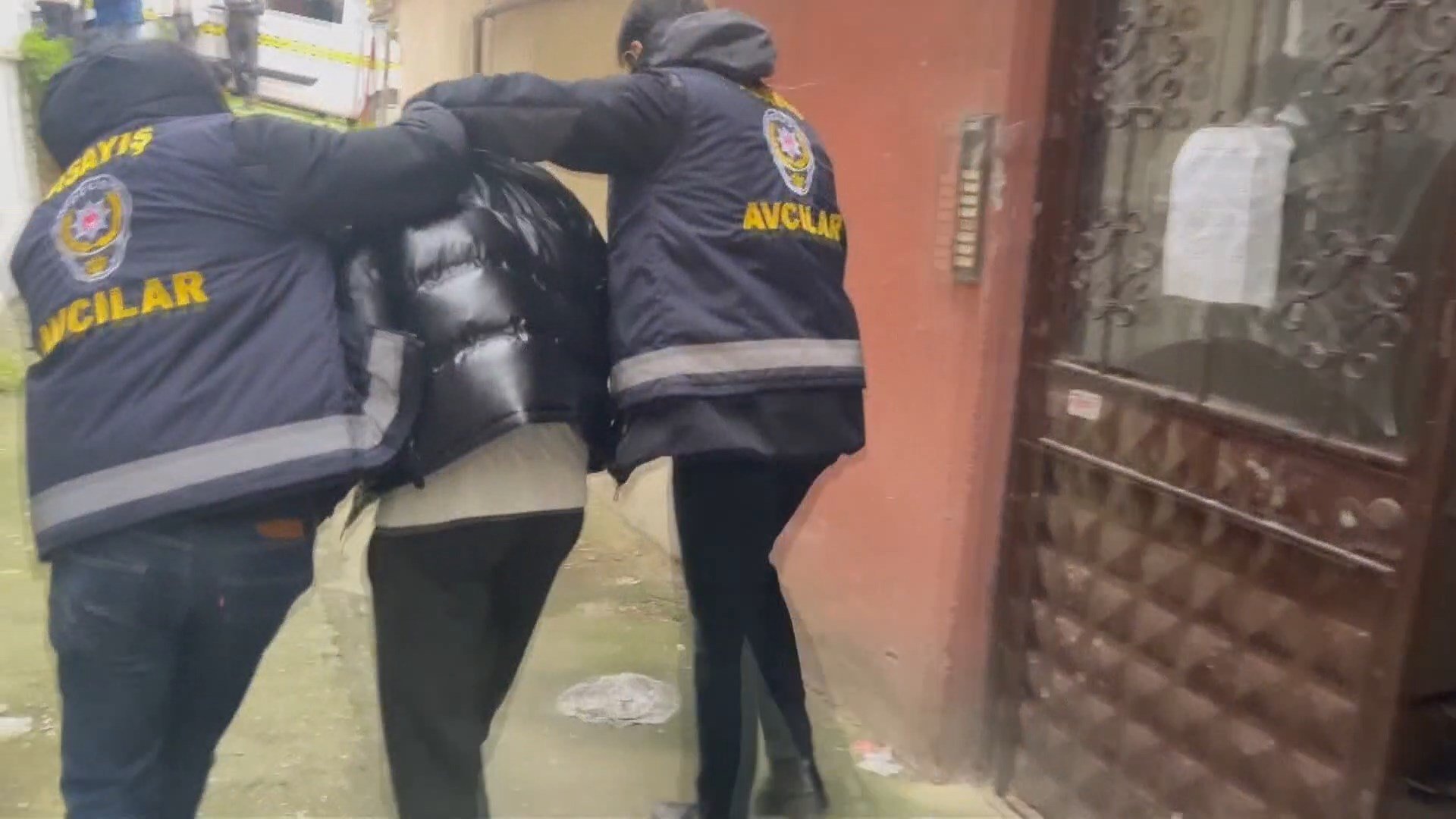 Uyuşturucu ile mücadele polis ekipleri