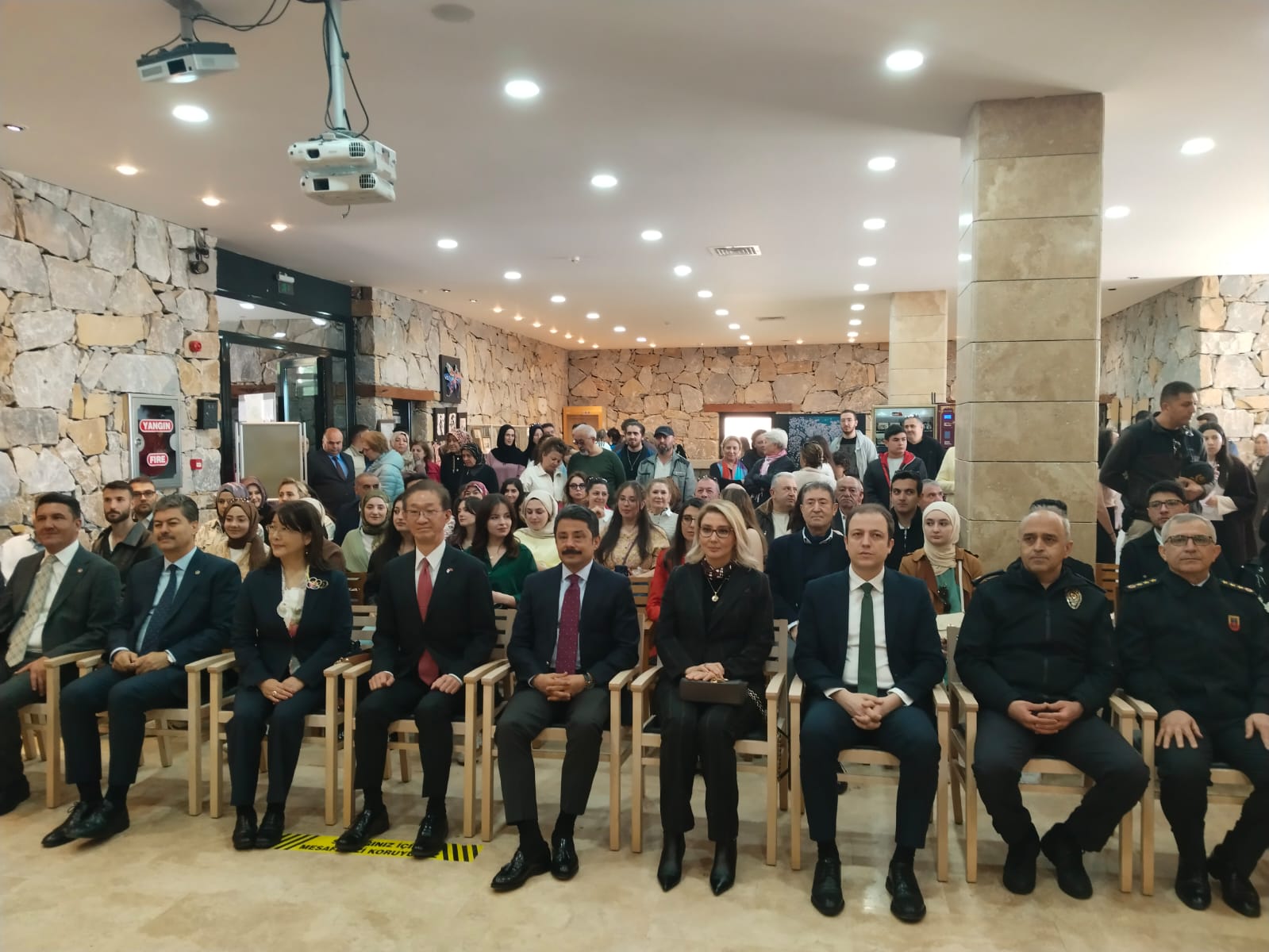 Kırşehir Plastik Sanatlar Sergisi ve Sakura Festivali