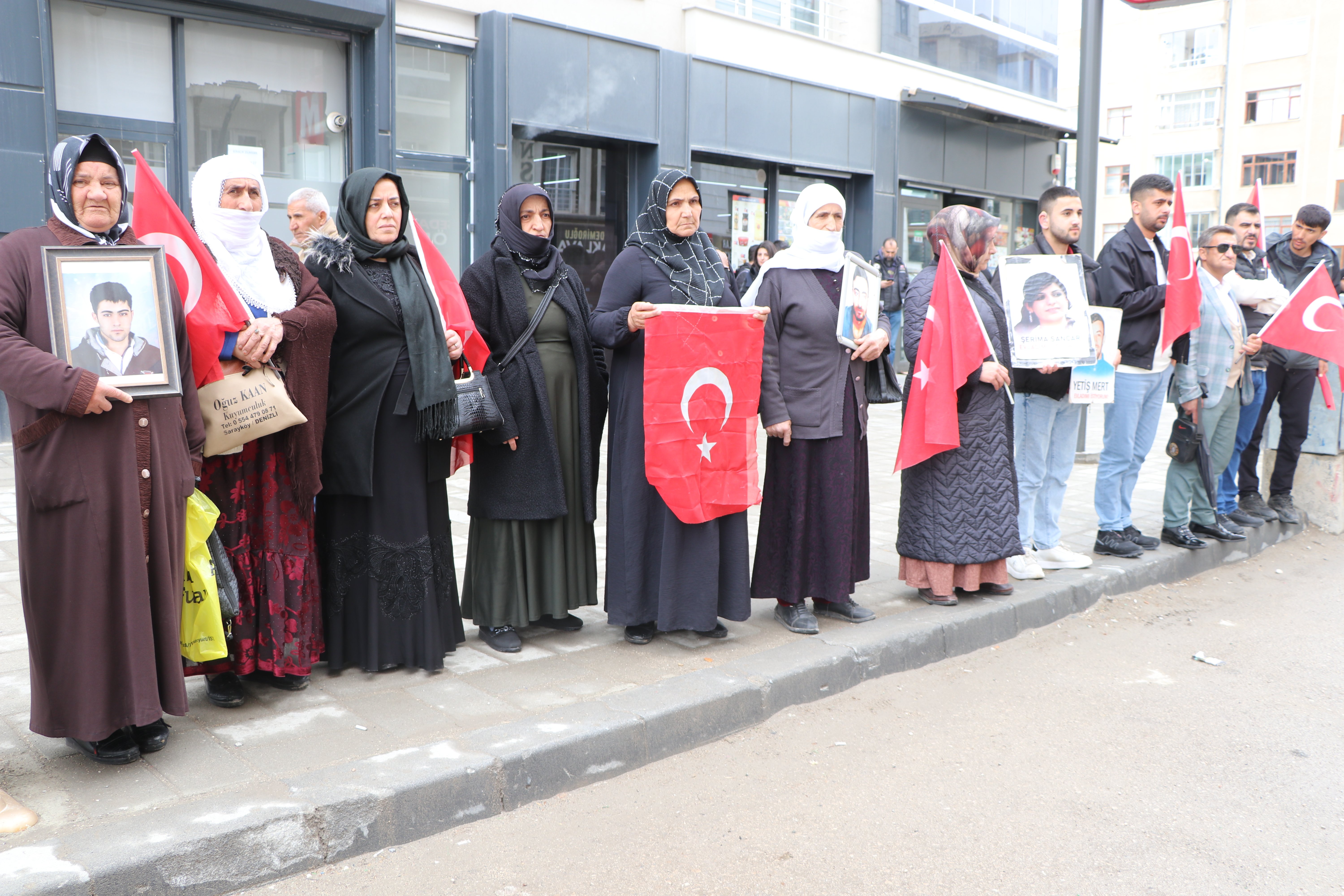 Hınare Ayci evlat nöbeti