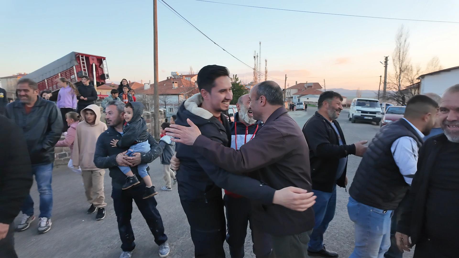 Davul zurna ile polis karşılama