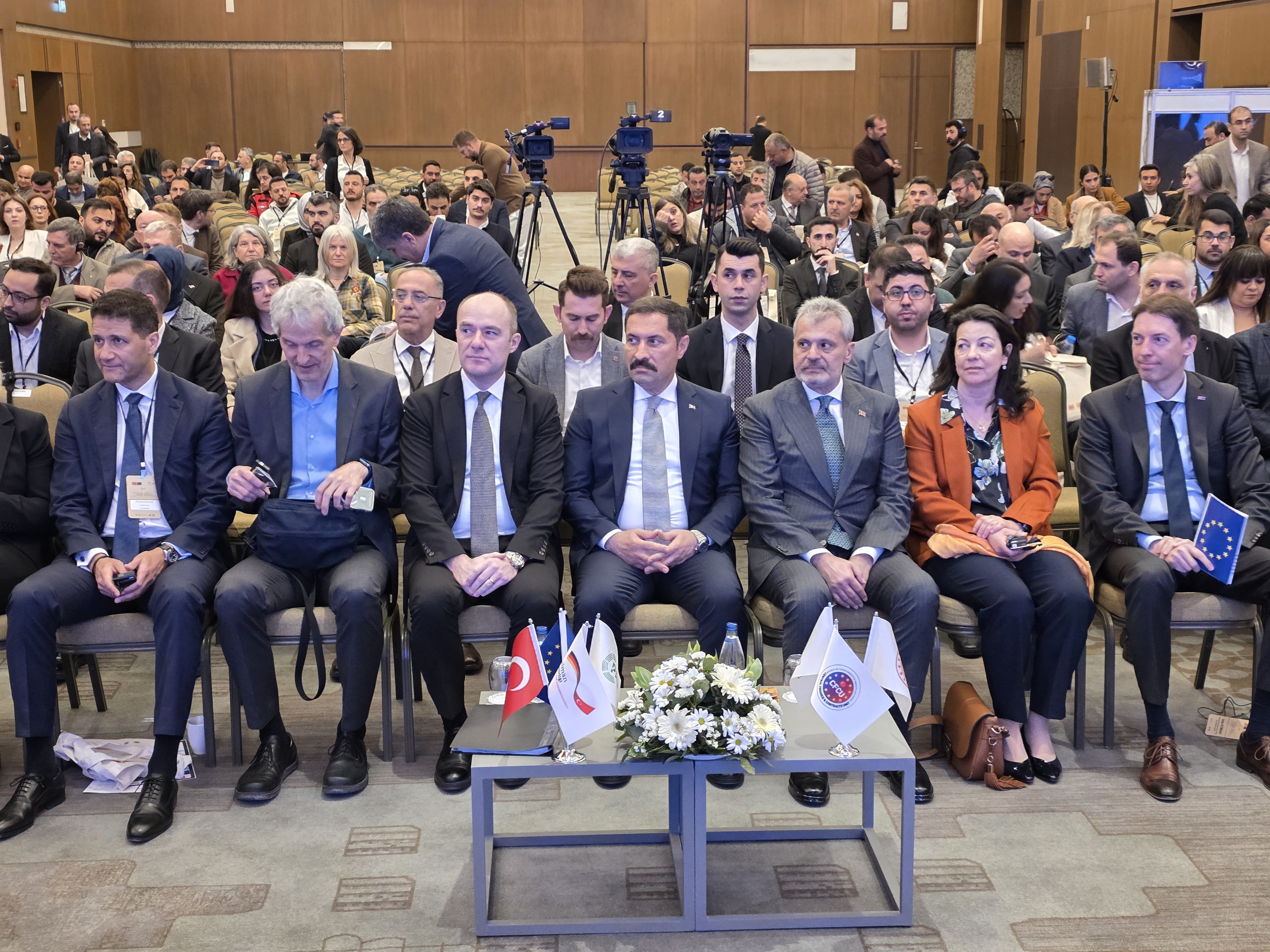 Hatay Valisi Mustafa Masatlı