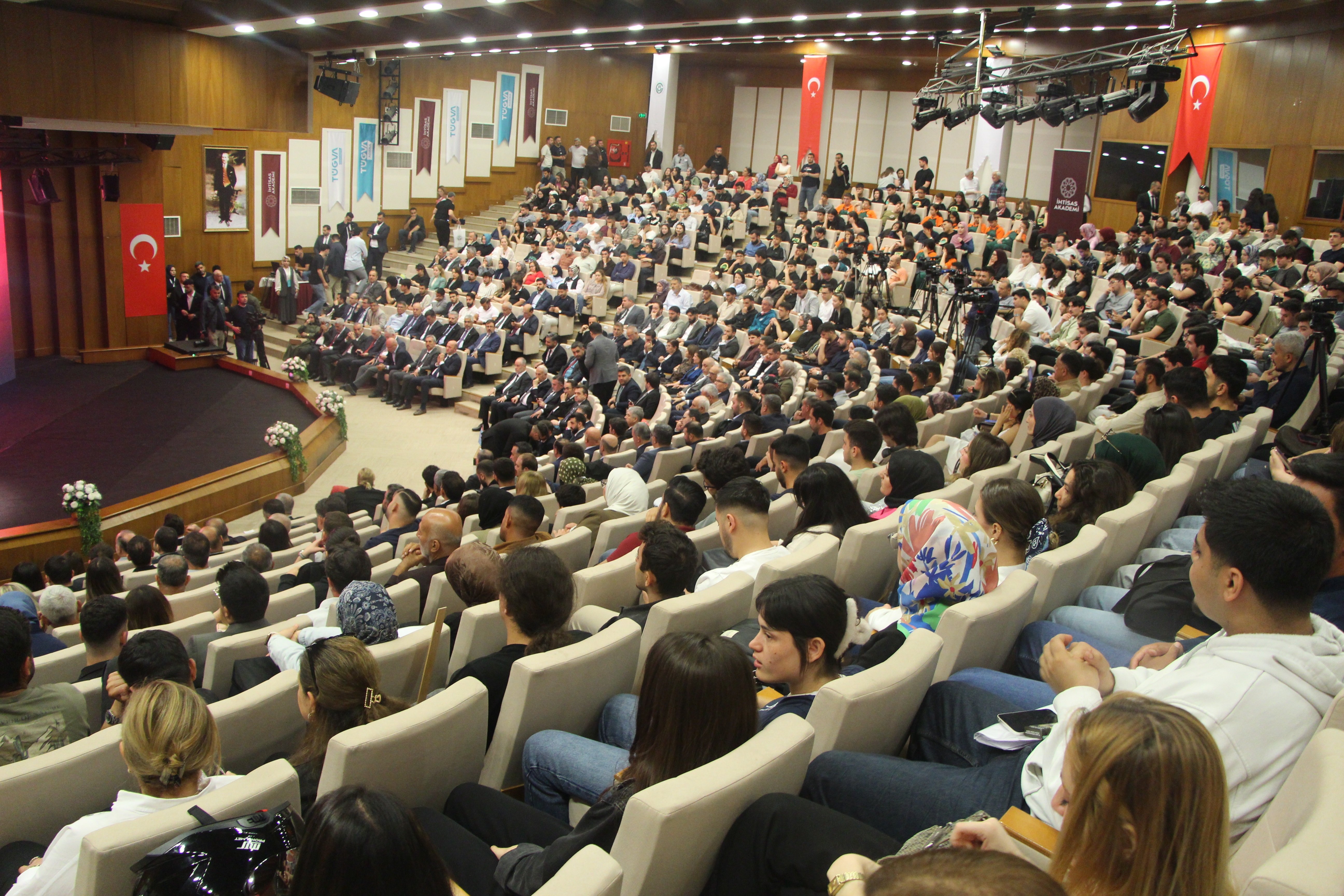 Orman Yangını Mücadelesi, Bakan Yumaklı