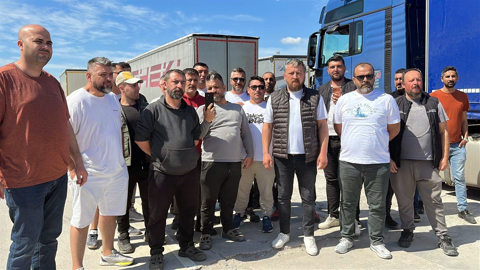 Kapıkule Sınır Kapısında bekleyen TIRlar