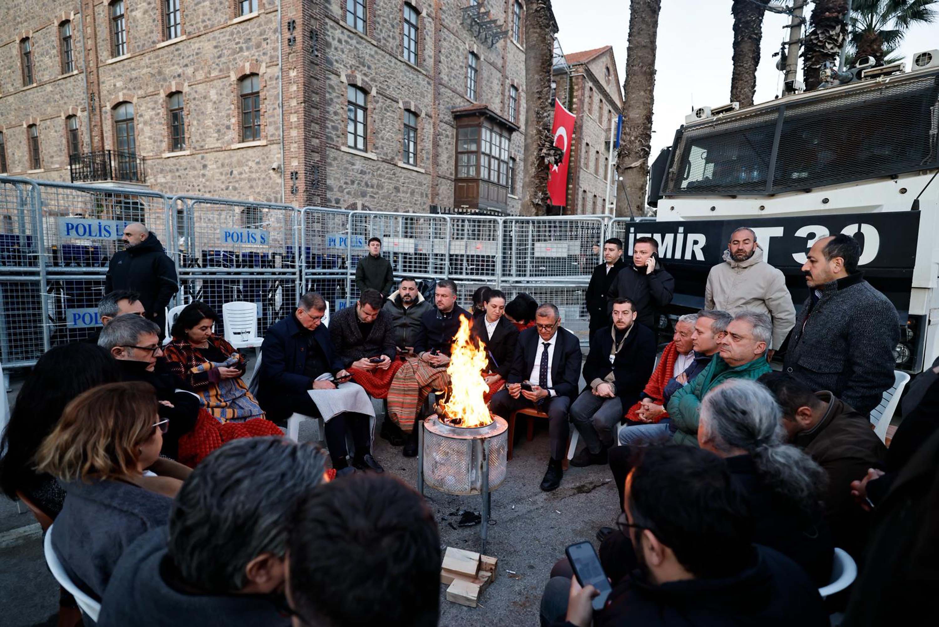 Cemil Tugay Meslek Fabrikası açıklama