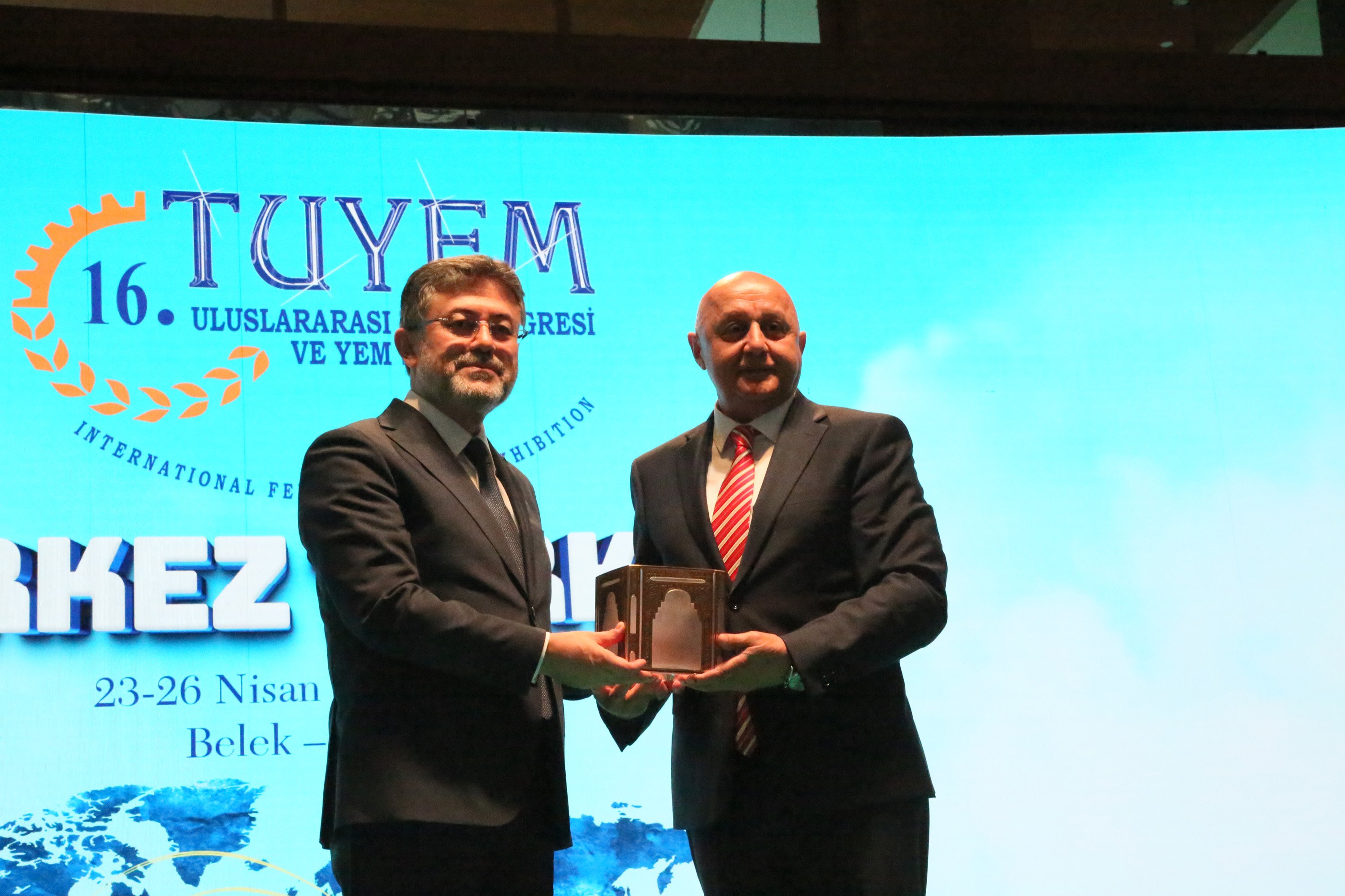 Bakan Yumaklı kuraklık riski değerlendirmesi yapıyor