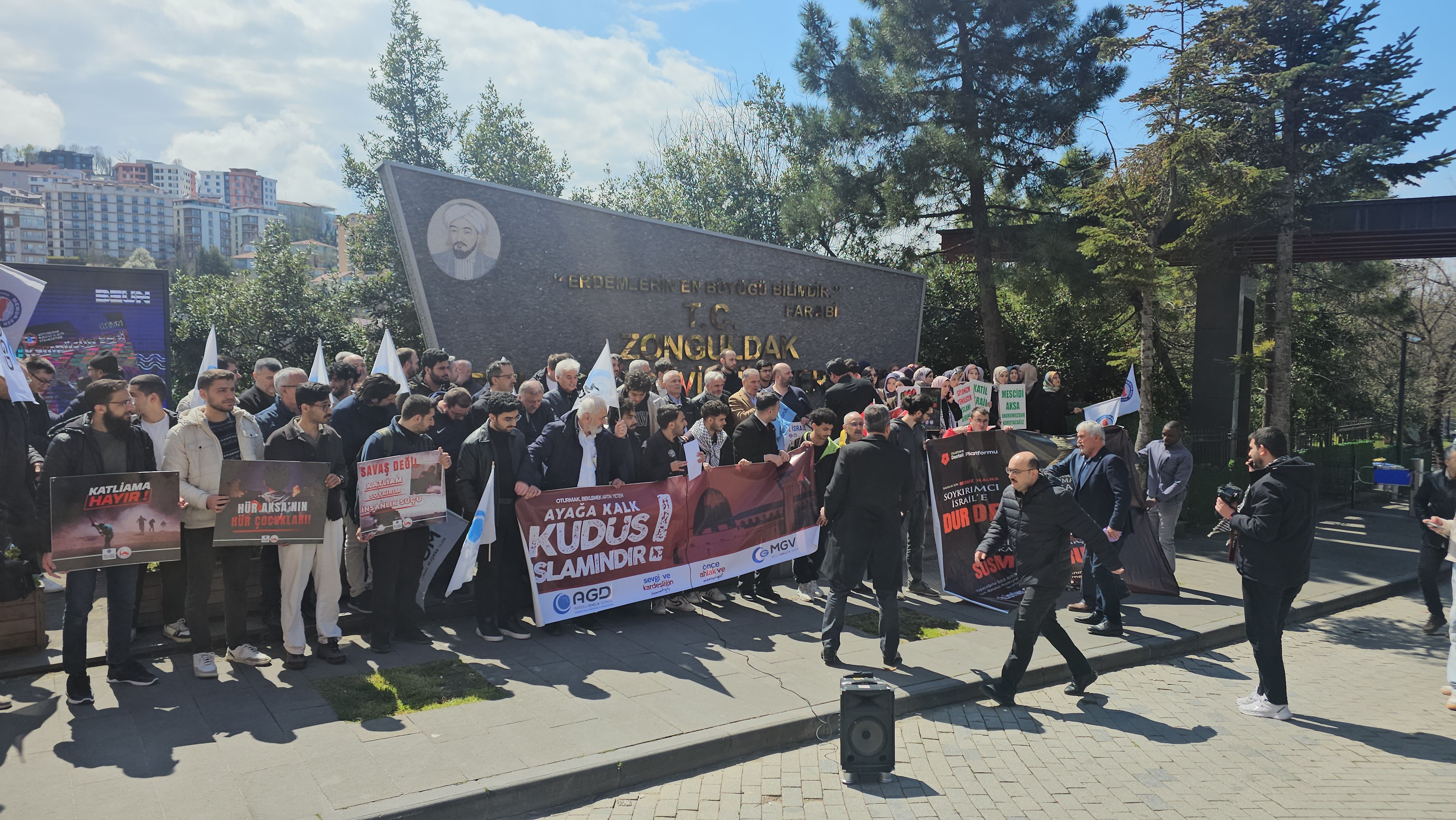 Zonguldak Filistin destek eylemi pankartlar