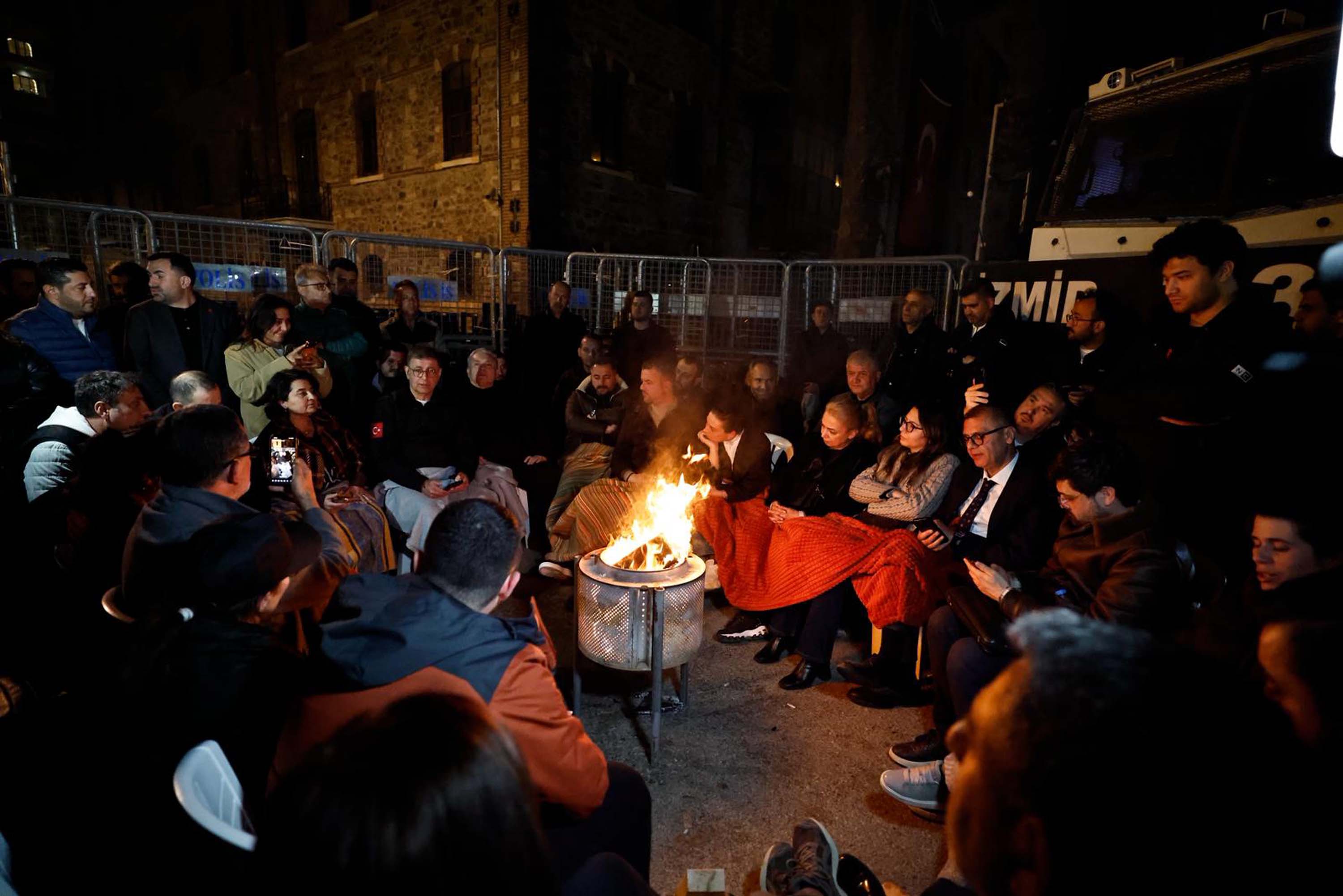 İzmir Meslek Fabrikası CHP eylem