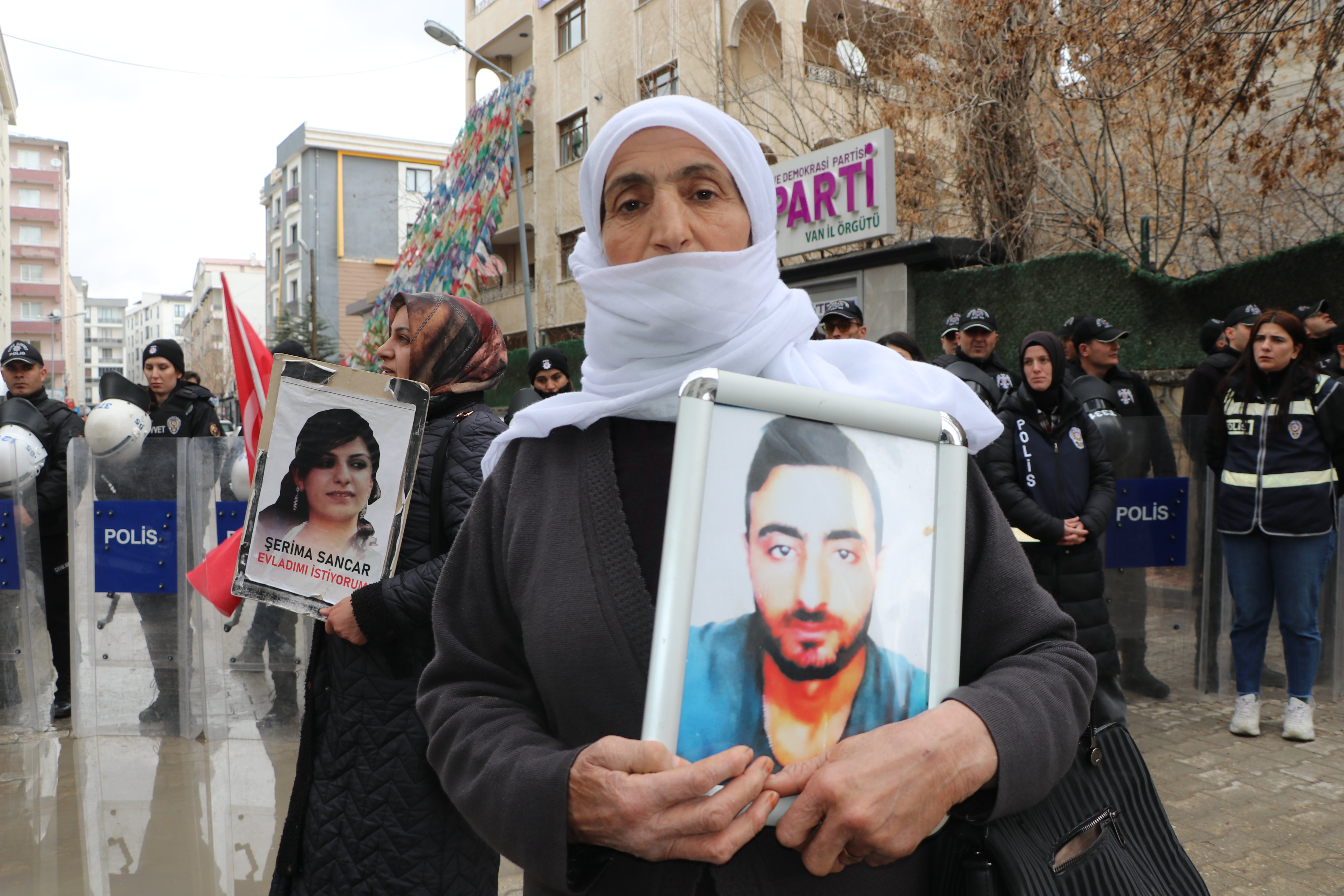 Van aileler protesto