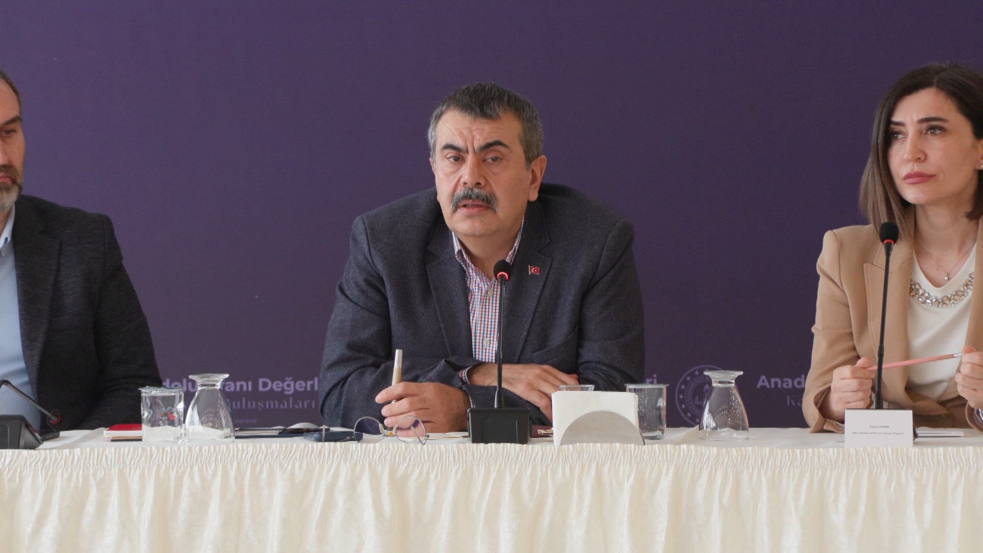 Bakan Tekin ve Katılımcılar