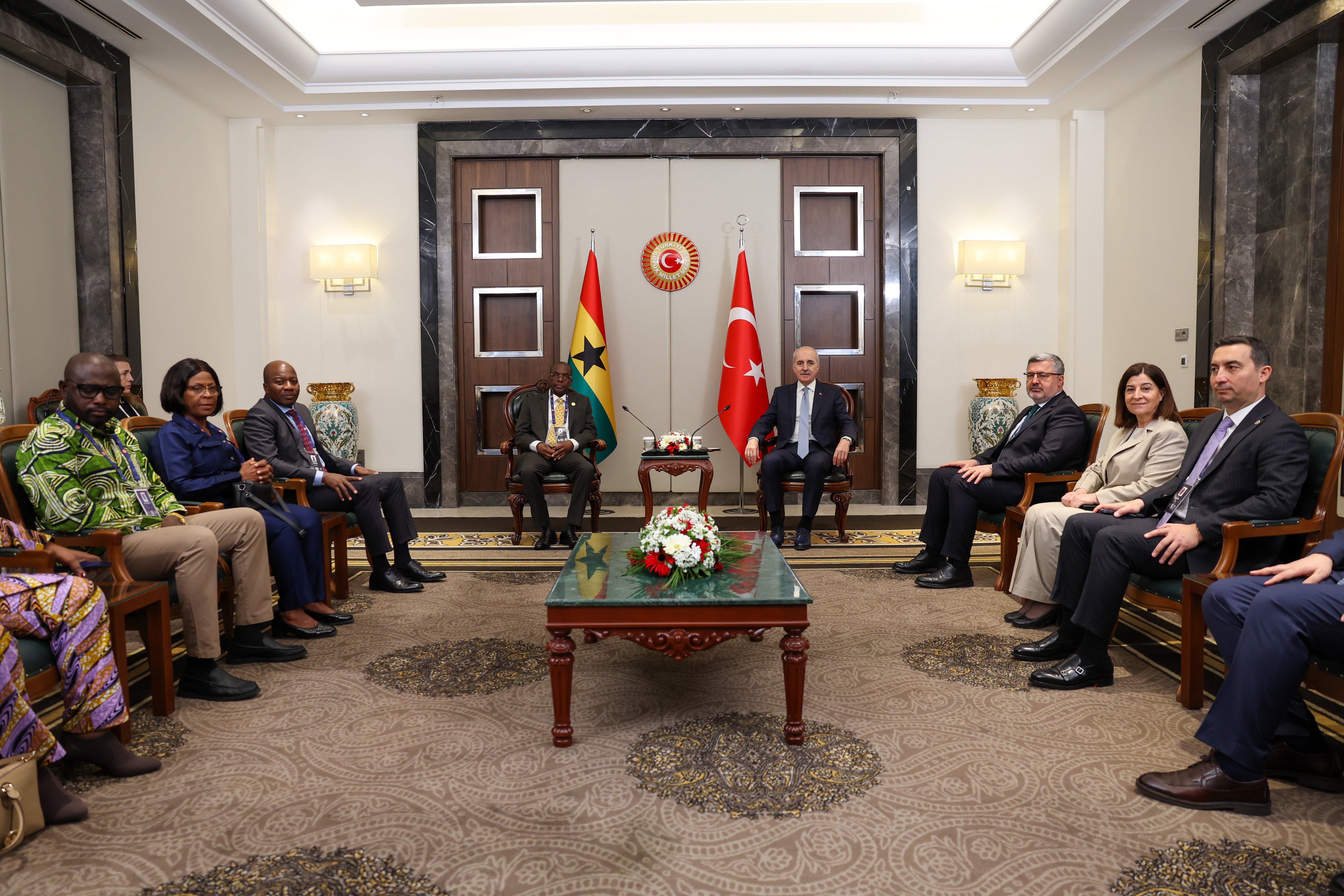 TBMM Başkanı Kurtulmuş diplomatik görüşme