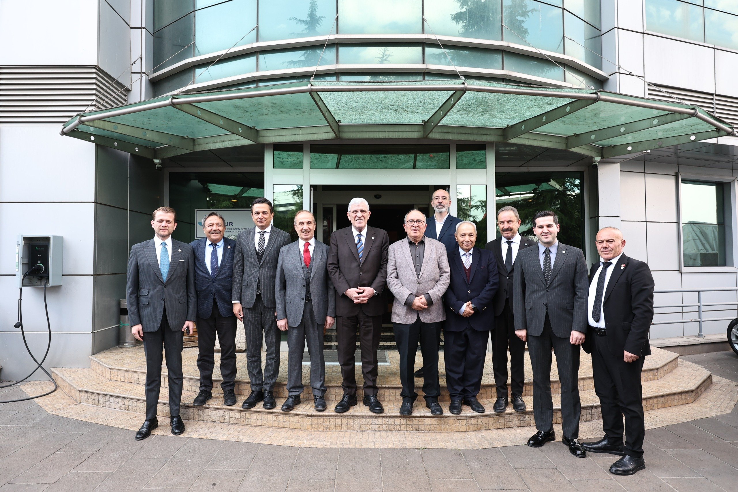 Müsavat Dervişoğlu fabrika ziyareti