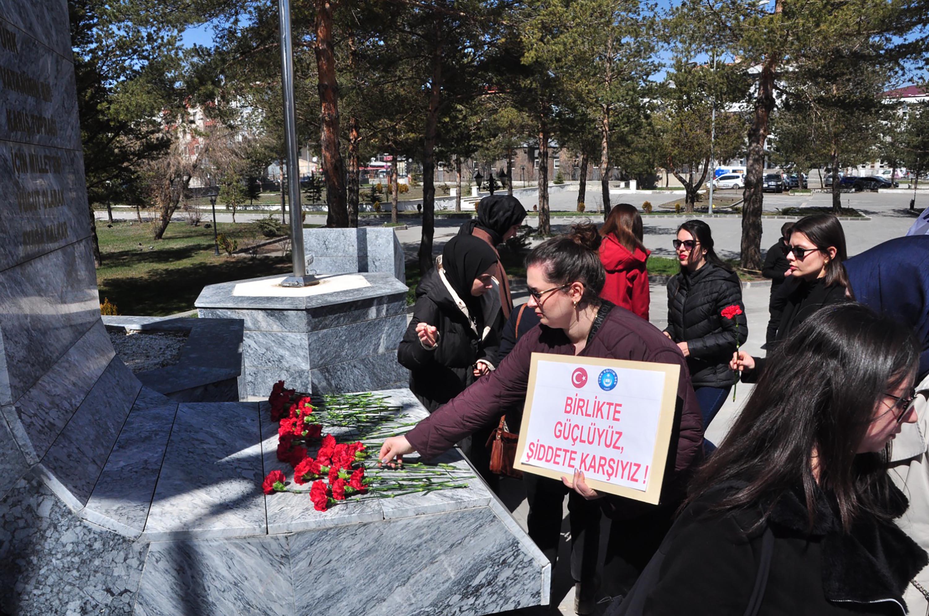 Öğretmenler yürüyüşü Kars