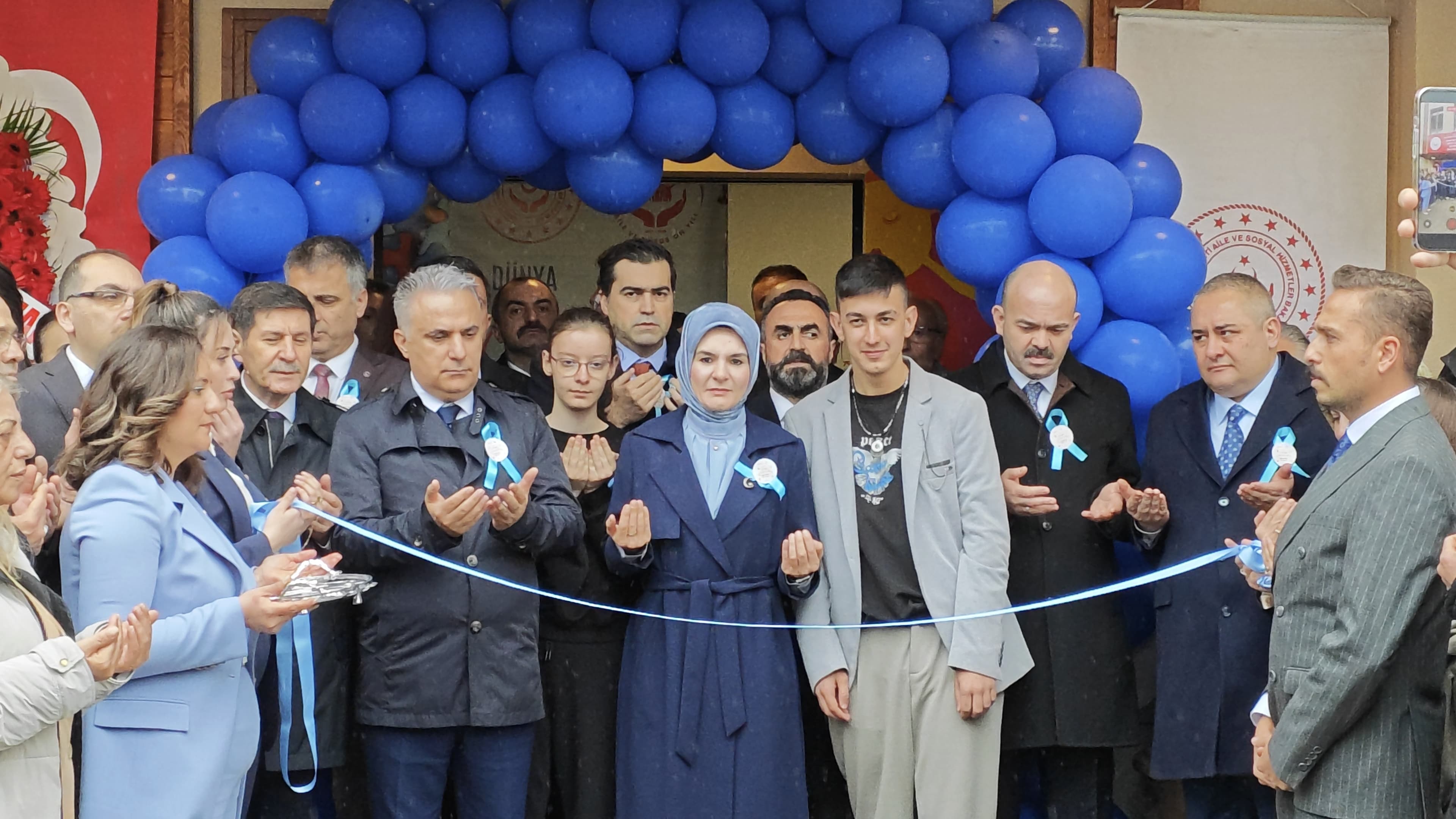 Bakan Mahinur Özdemir Göktaş Otizm Merkezi Açılışı