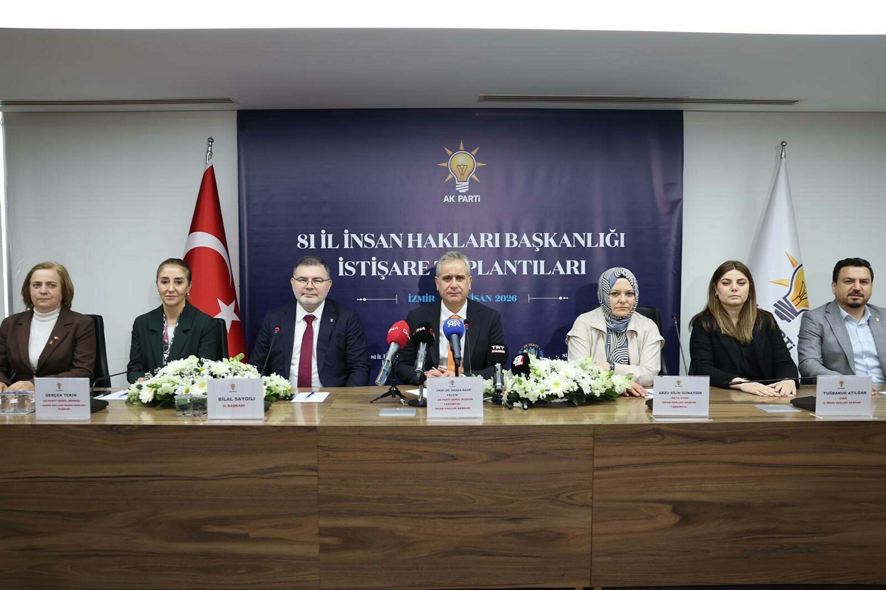 AK Parti İzmir Basın Toplantısı