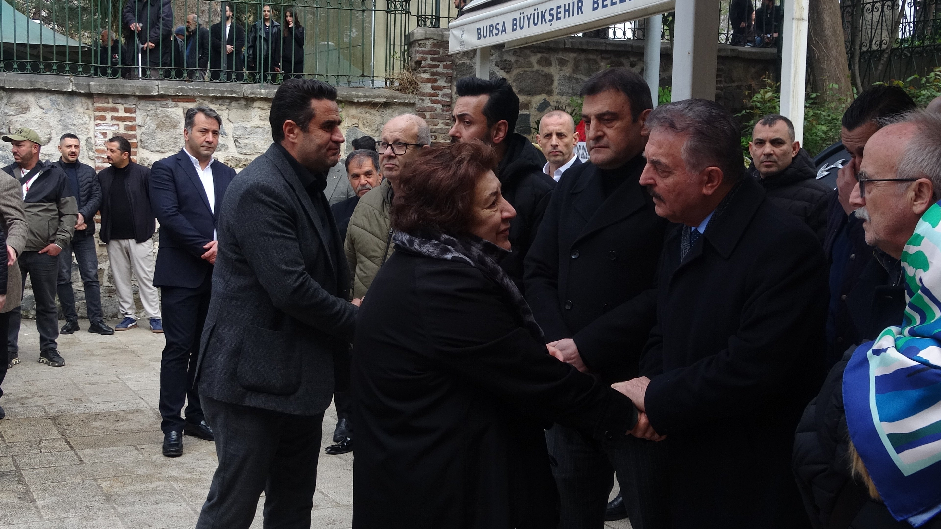 Cenaze töreni Bursa Ulu Camii