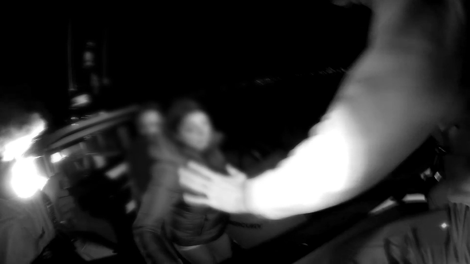 Sahil Güvenlik botu yangına müdahale ediyor